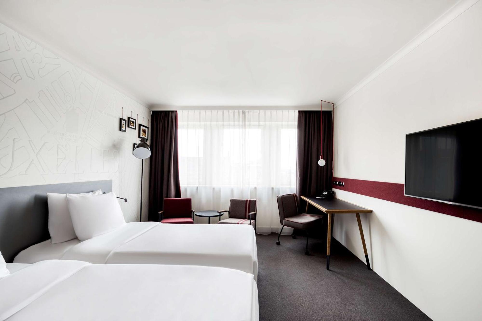 Pentahotel Centre 4*