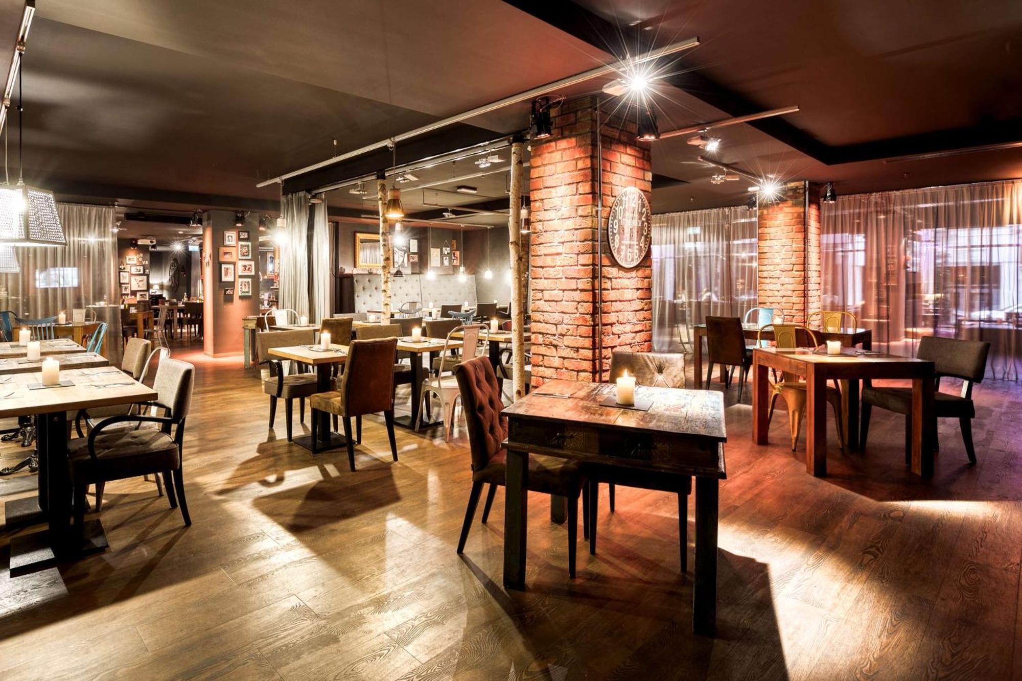 Pentahotel Centre Hotel 4*