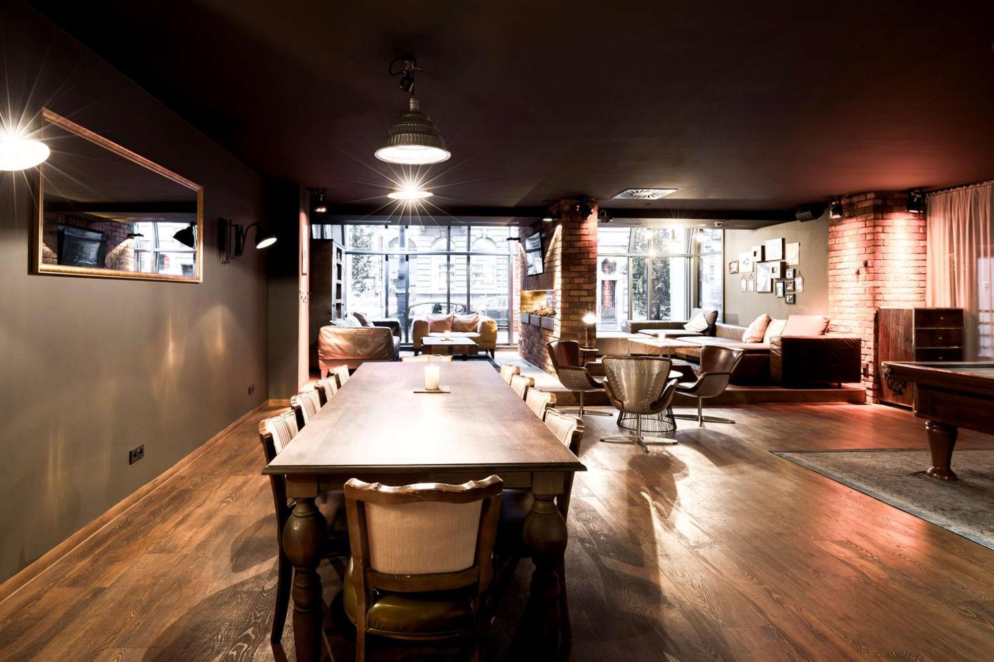 Pentahotel Centre Hotel