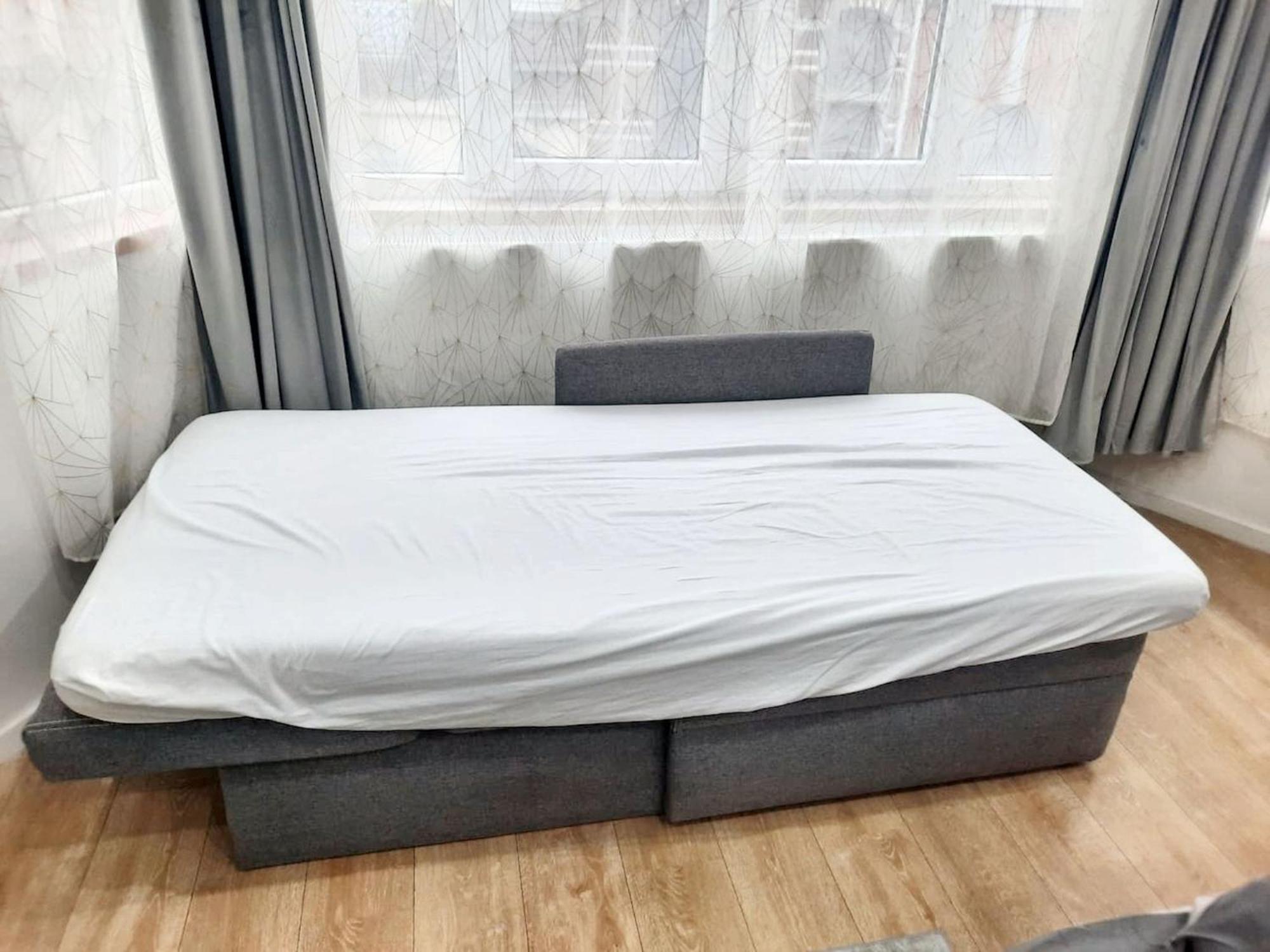 Modern In Molenbeek Saint Jean / 77 M² / Parking Appartement Brussel