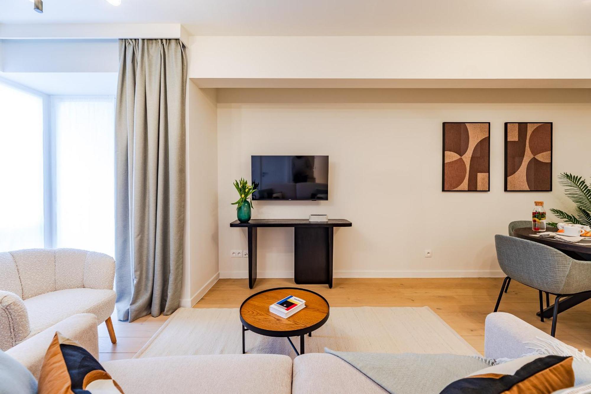 Diamant 1br Brussels