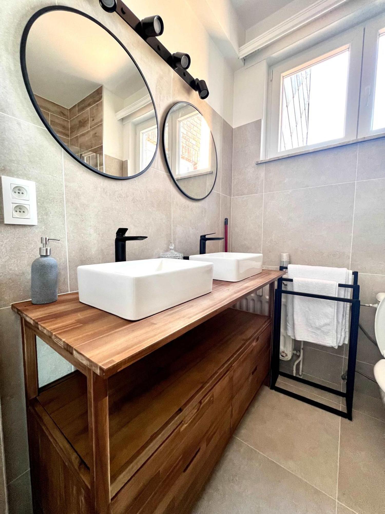 Apartment Close To Nato *