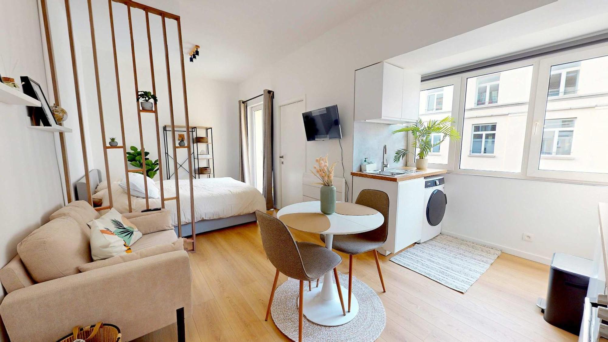 Cosy Centre Avec Balcon * Brussels