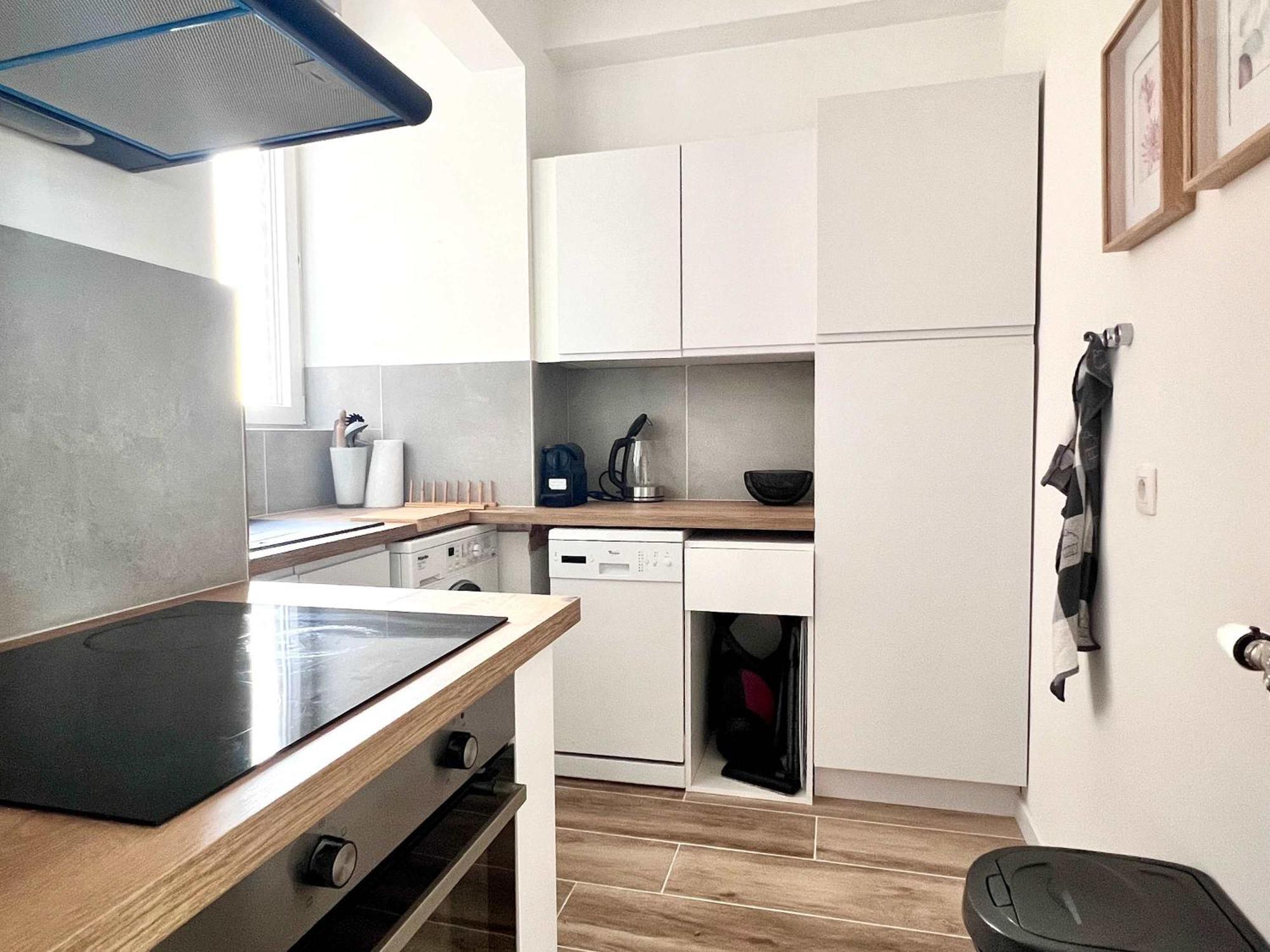 Close To Nato * Brussels