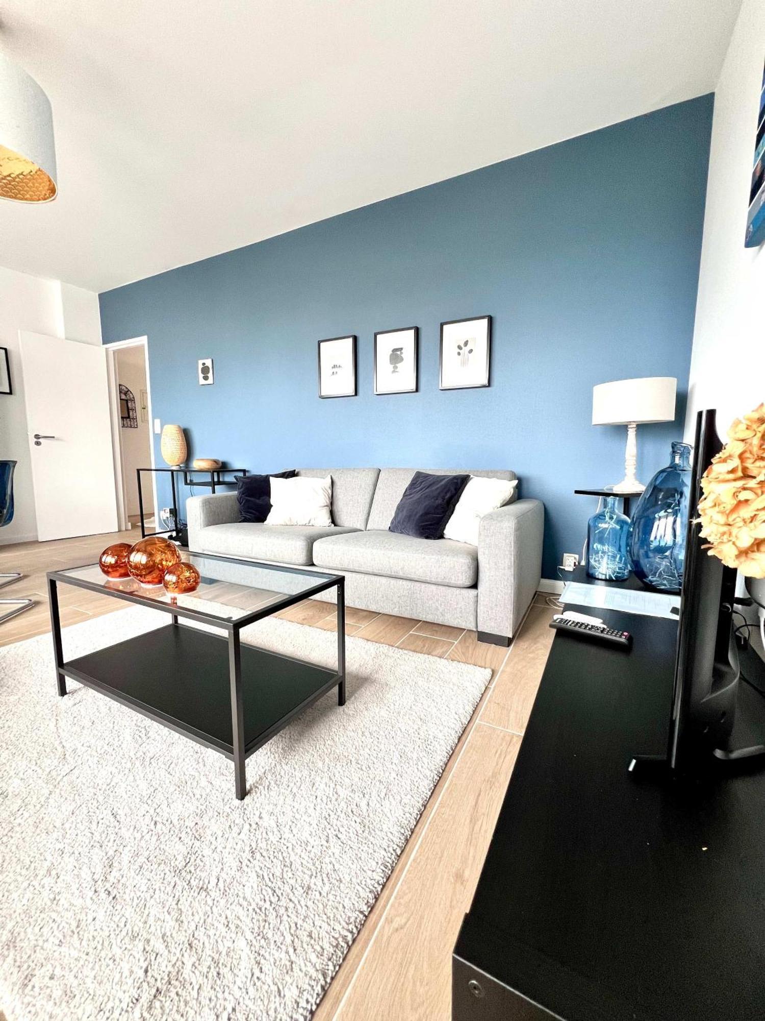 Elegant 2pcs Proche Apartment *