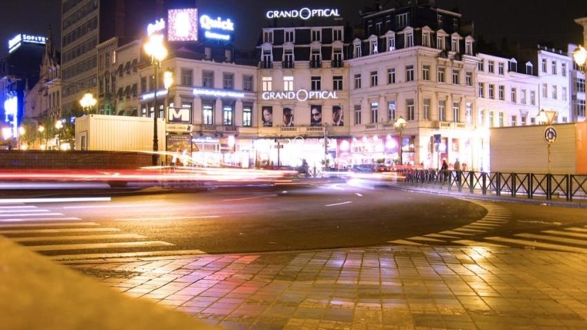 2 Bedroom In Lovely Louise Area Brussels