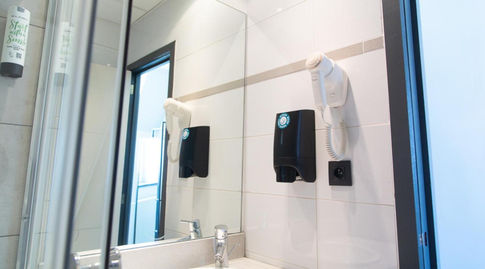 Safestay Grand Place Hotel