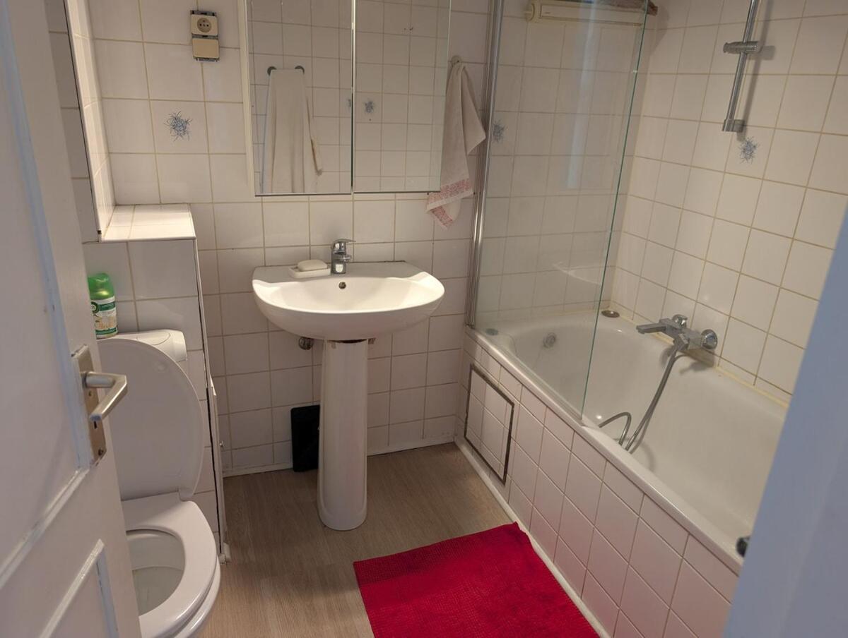 Premium Equipment, Center & Eu Apartamento Bruxelas