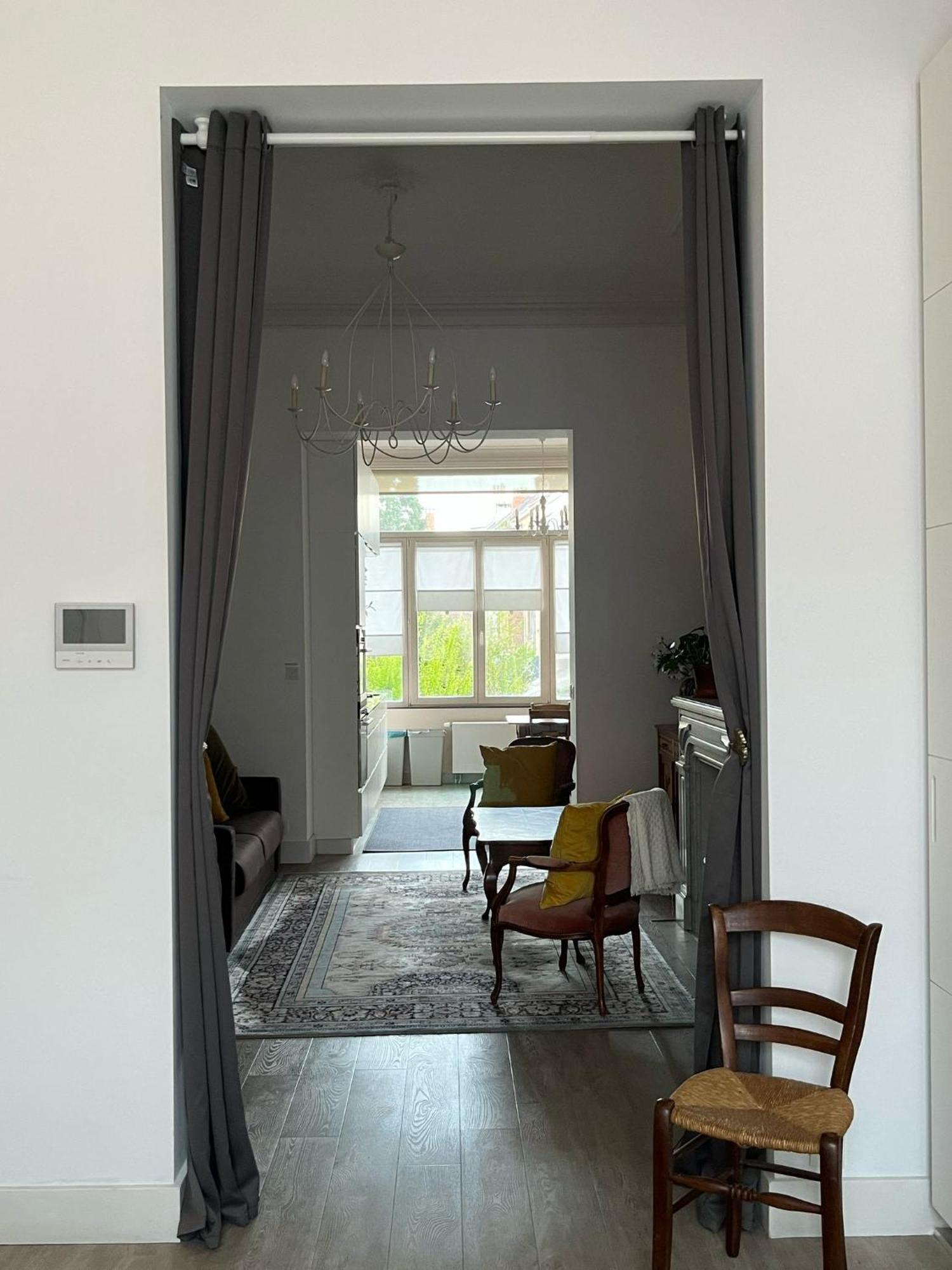 Căn hộ Charme 1 *