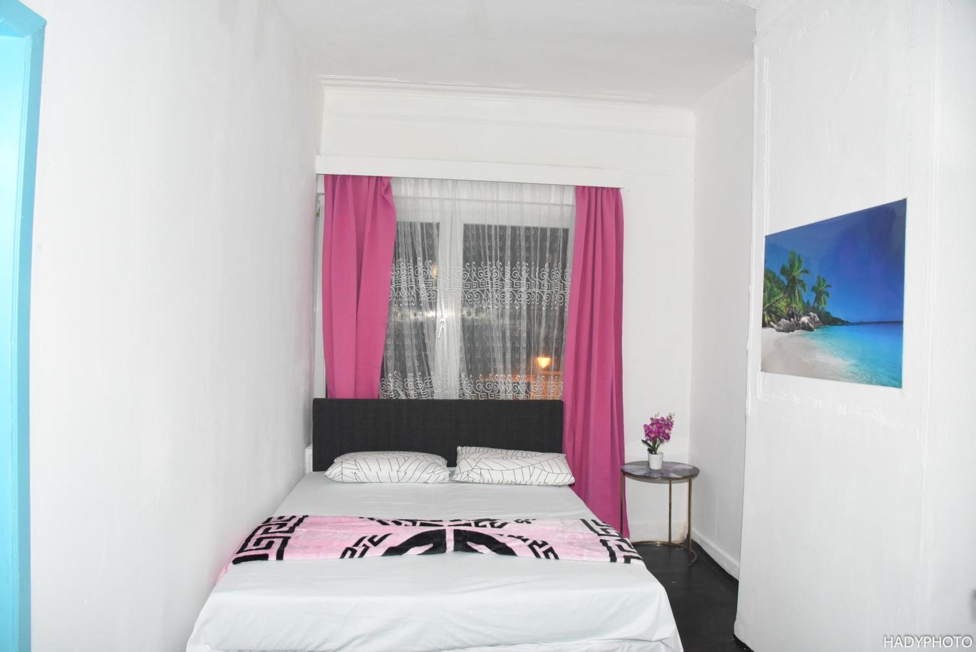 1 Confort Gare De L'ouest Apartment *
