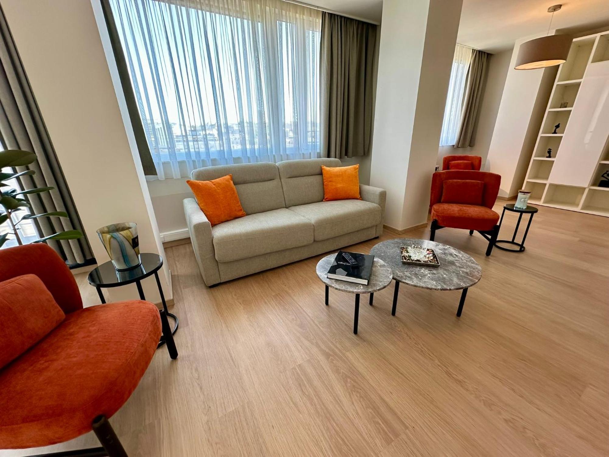 Apartment Penthouse Grand Place - 2bd - 200sqm Terrace