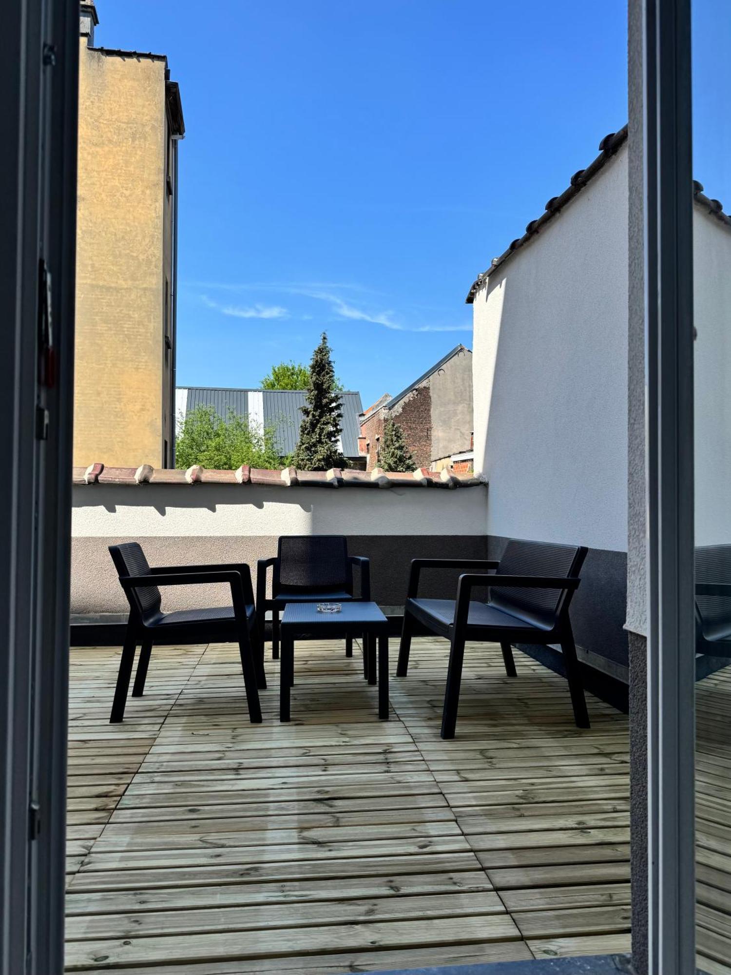 Apartment Midi