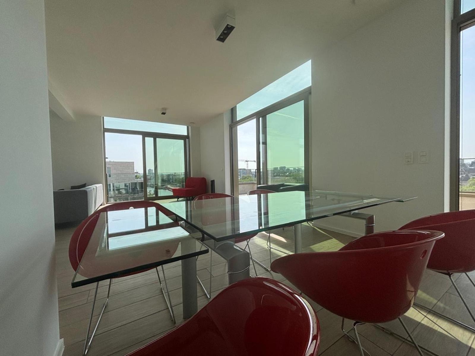 Splendid Penthouse In Center With Water View *