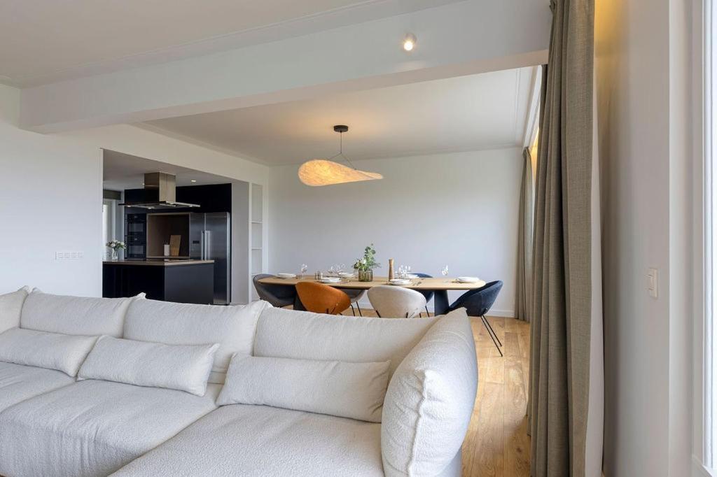 Apartment Penthouse With Private Cinema *