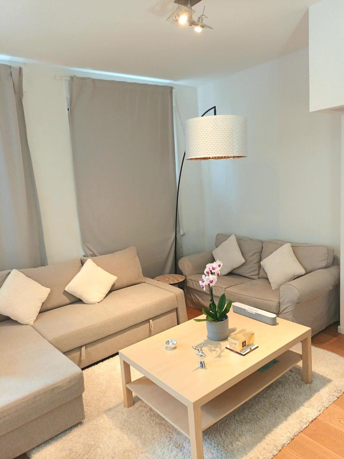 Beautiful 2 Bedroom In Place Flagey Bxl * Brüssel