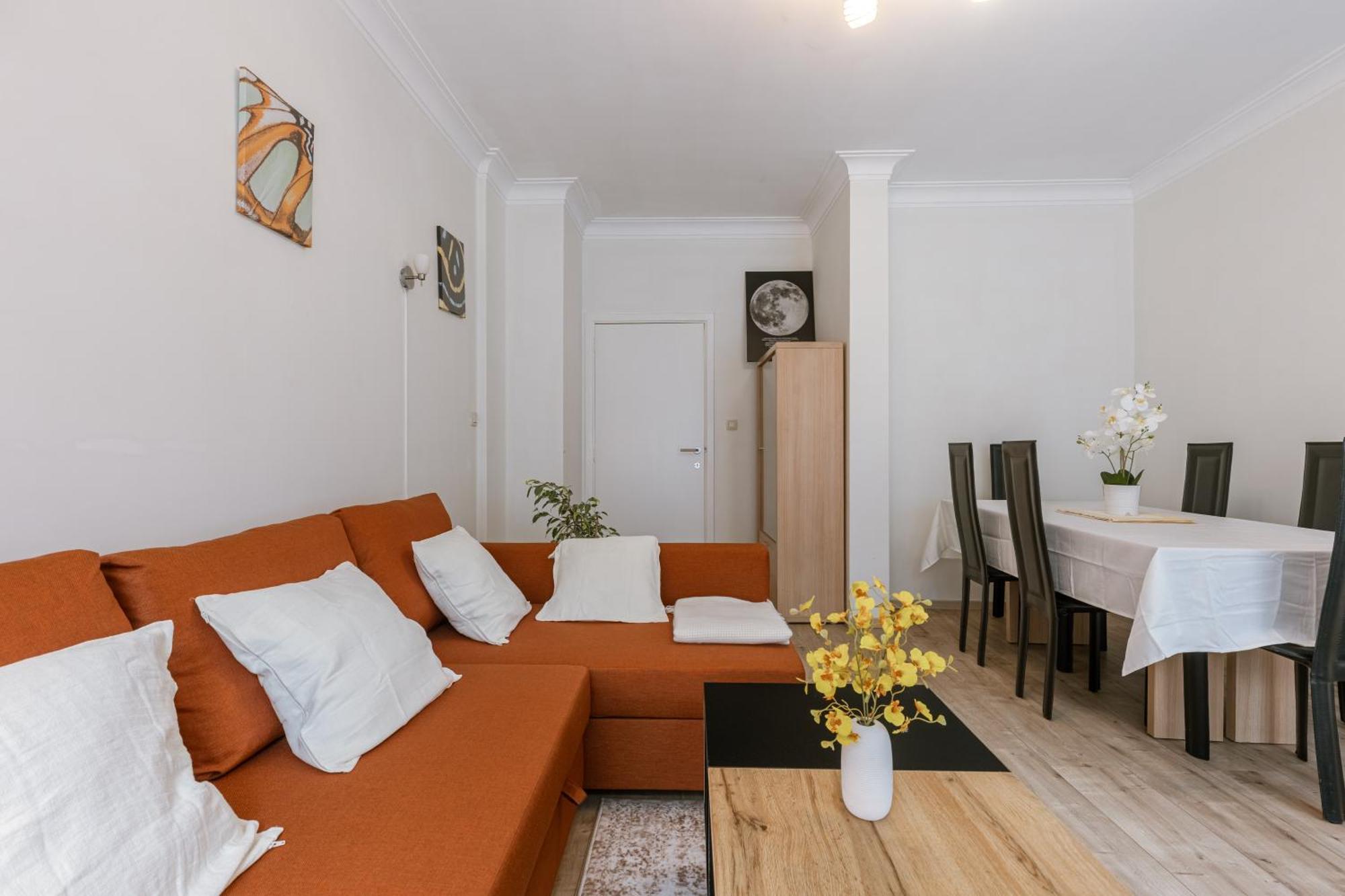 Cozy Atomium Expo Brussels