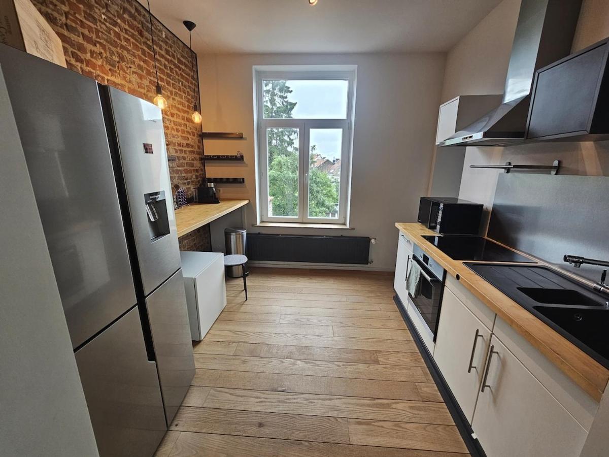 Luxury Triplex Stylish 2br In Brussels