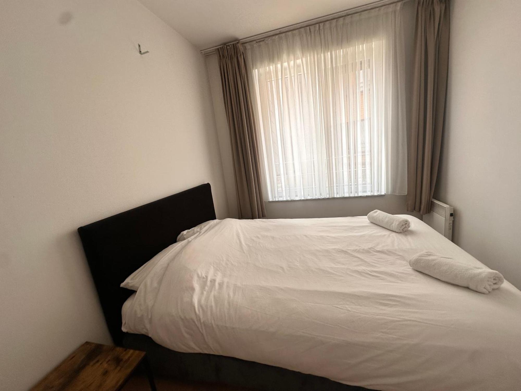 Modern 2 Bedroom For 6 - Center Appartement *