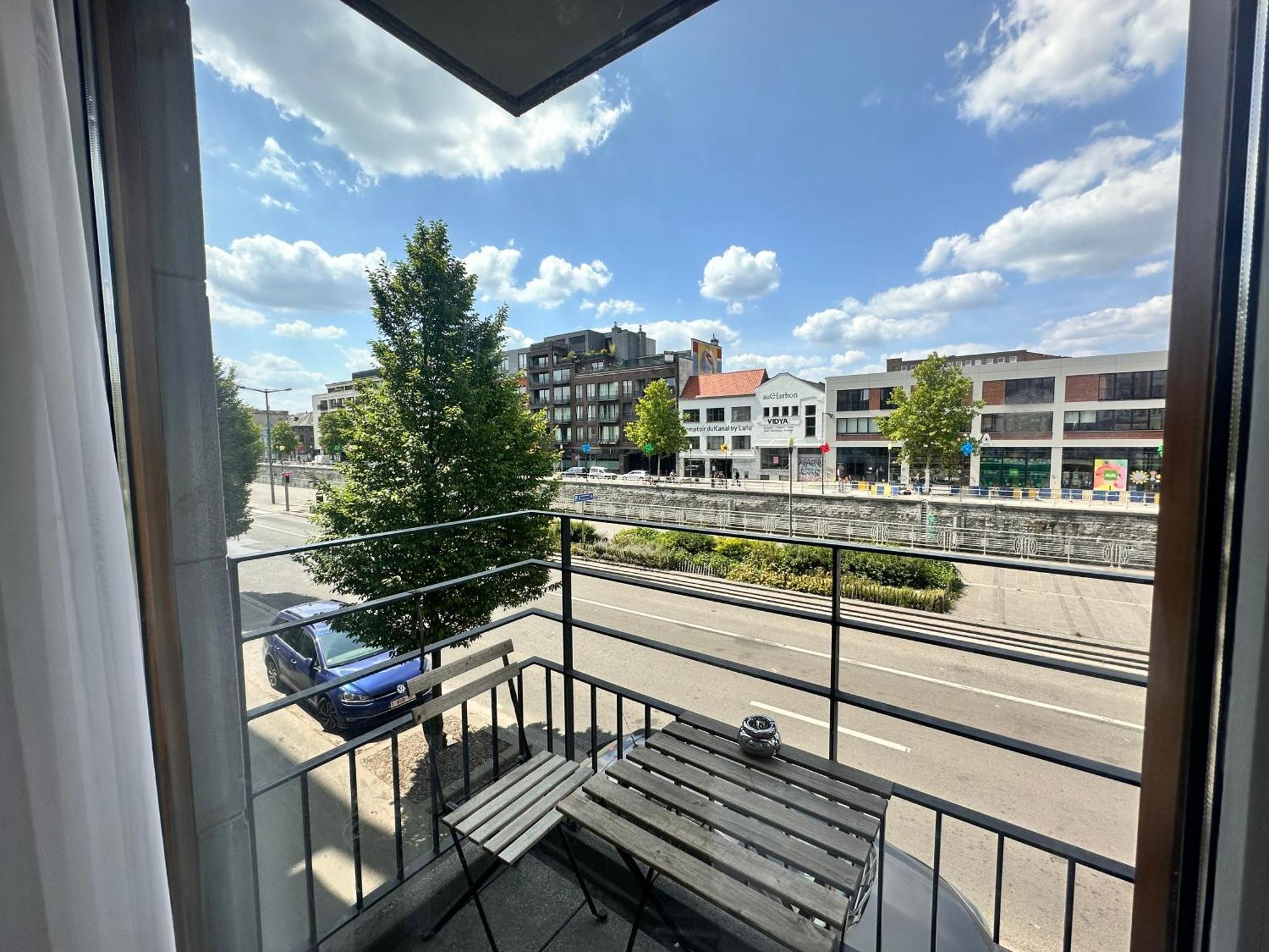 Modern 2 Bedroom For 6 - Center