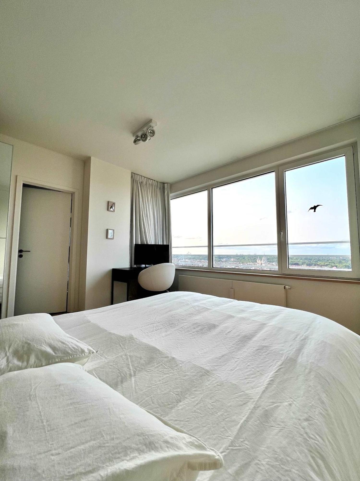 Penthouse With Stunning View Over Apartment Brussels
