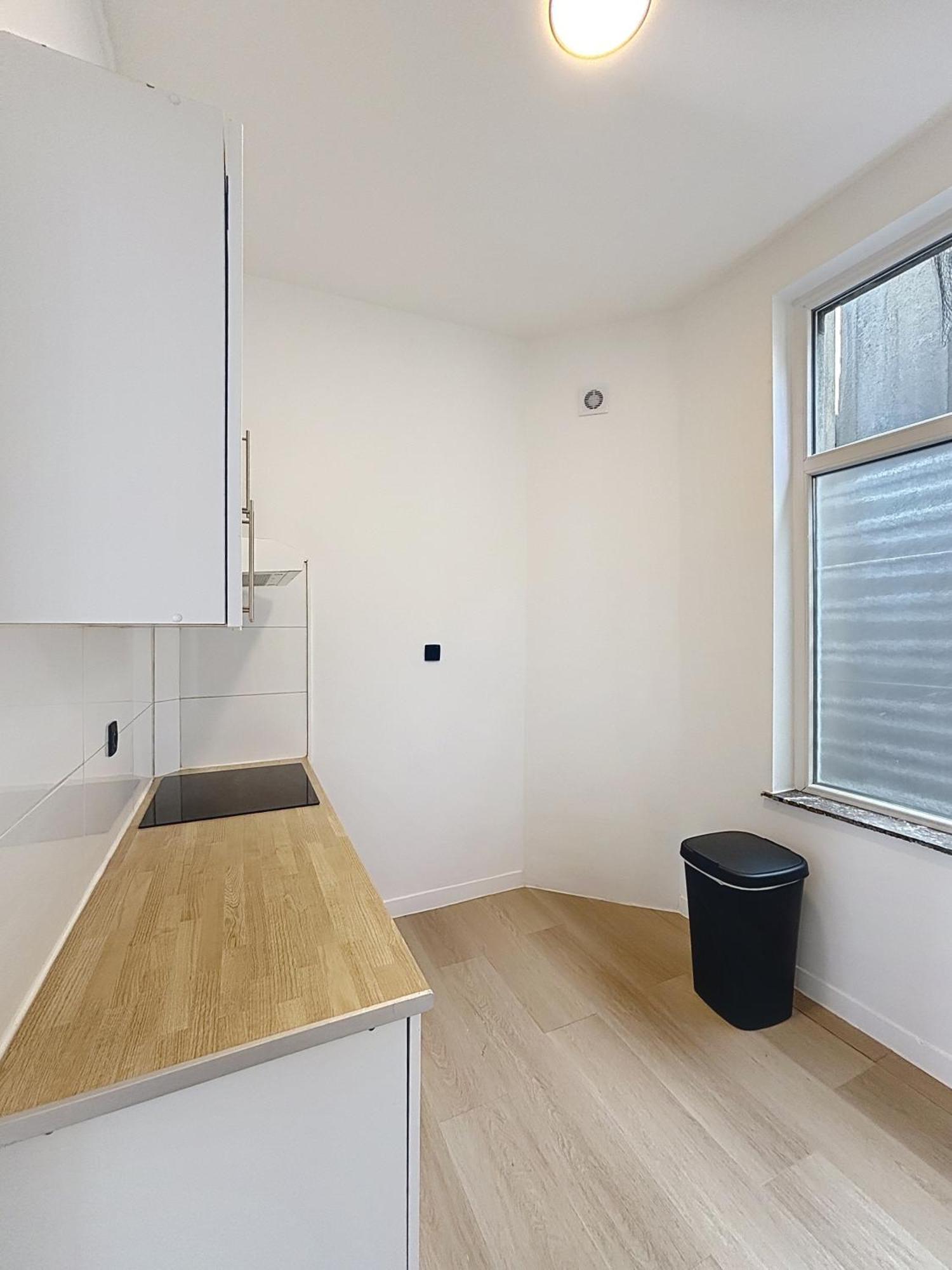 Apartment 5 Brussels