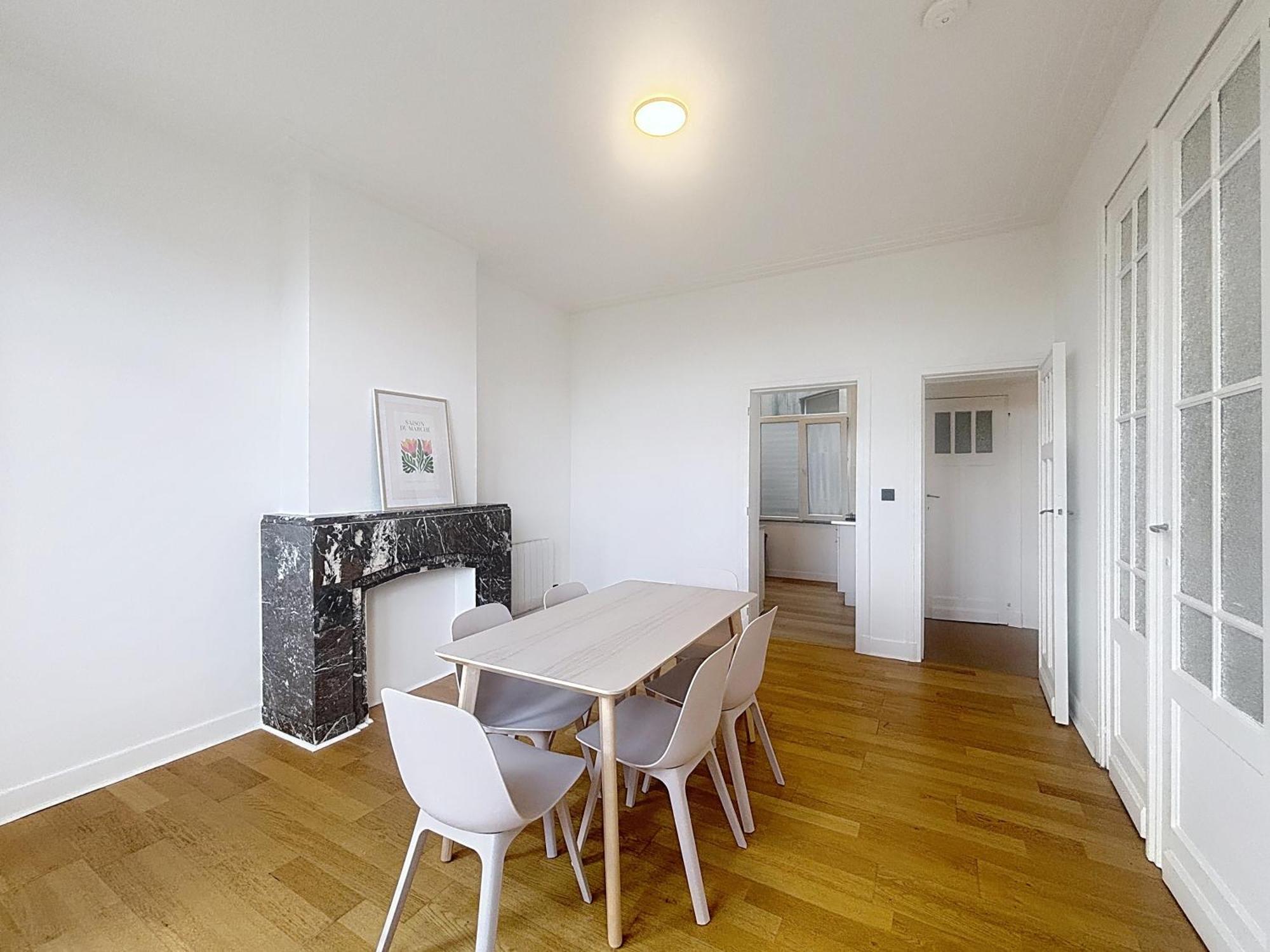 Apartment 5 Brussels