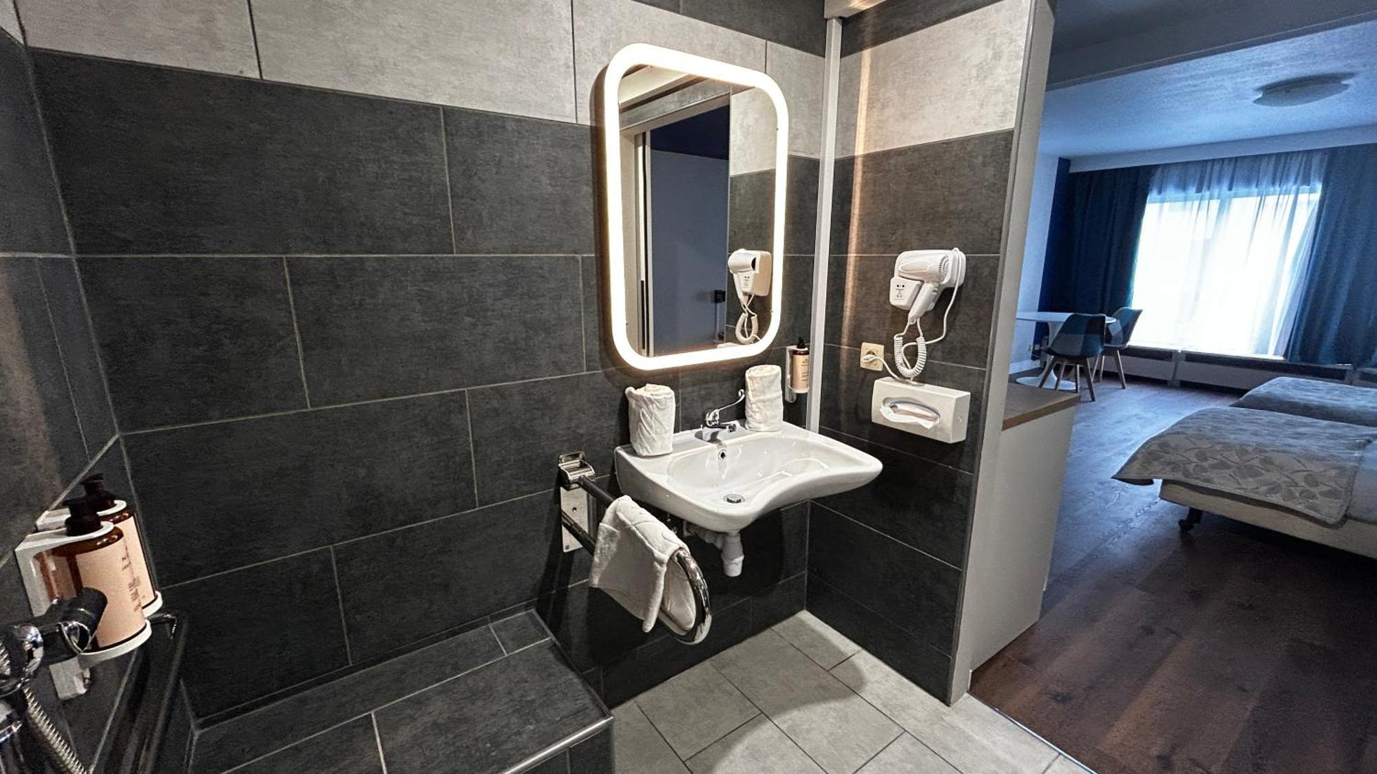 Hotel First Euroflat