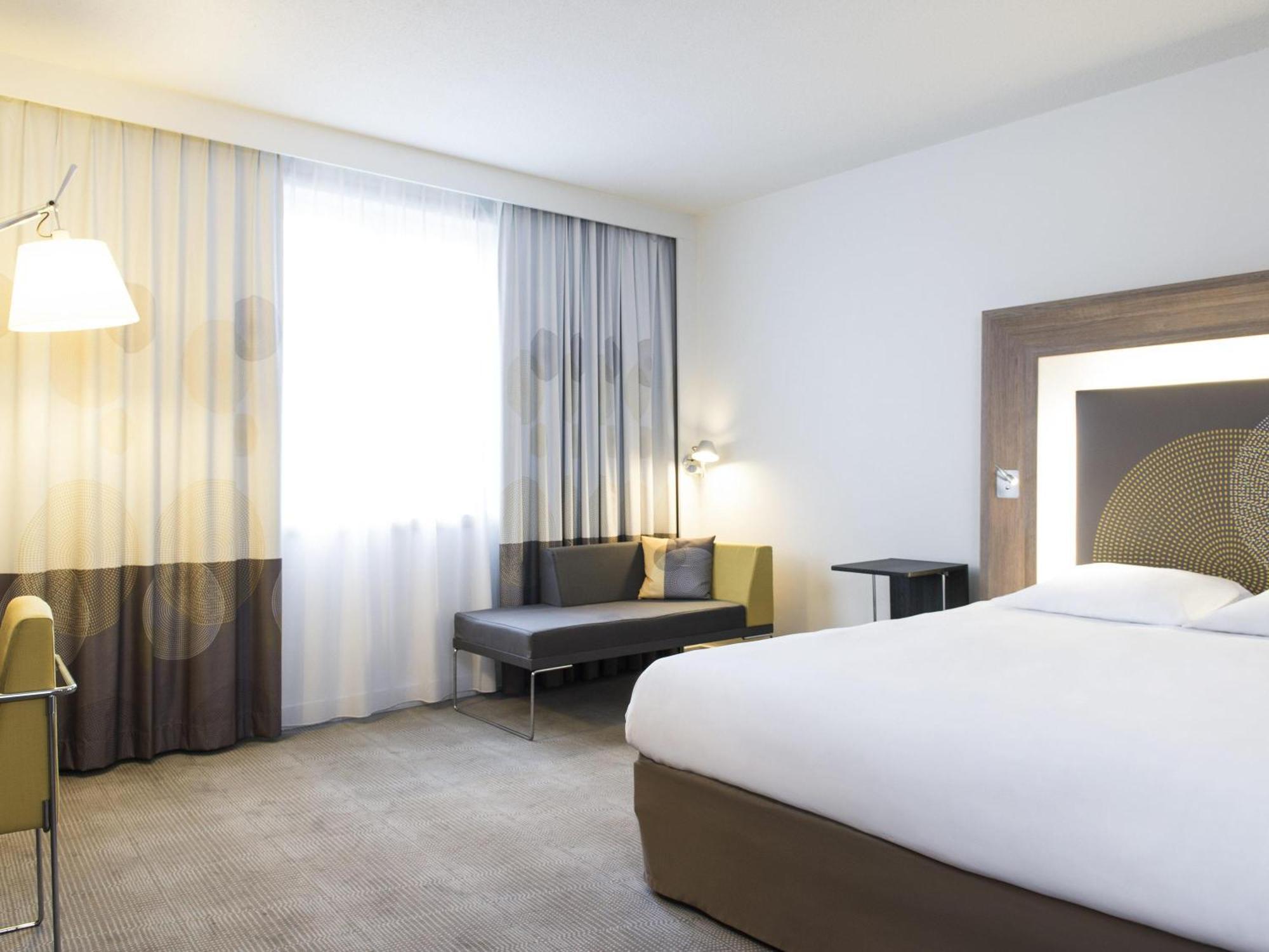 Hotel Novotel Centre 4*