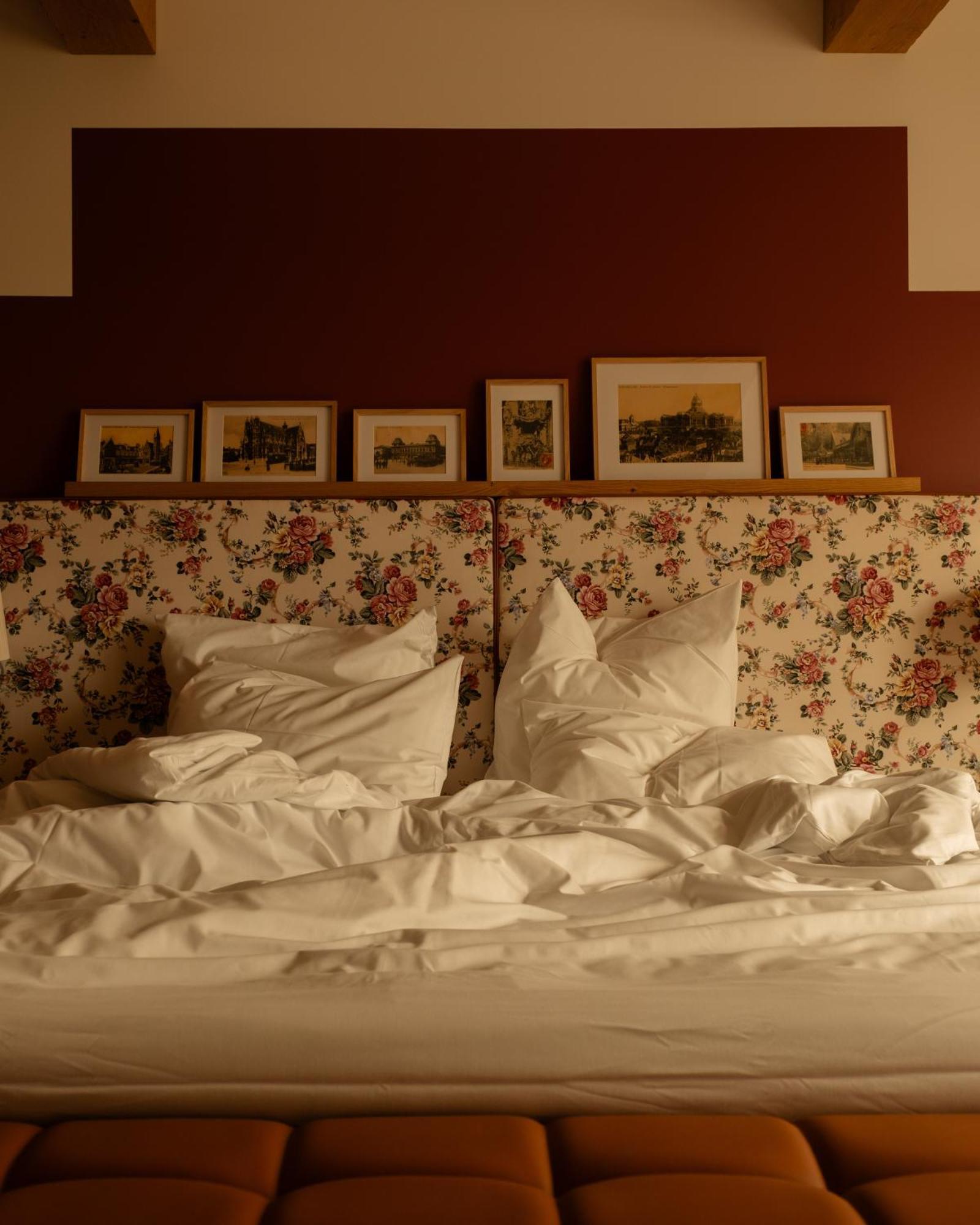 9hotel Chelton 4*