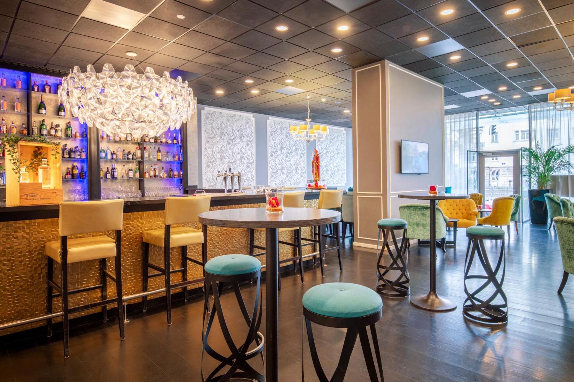 Thon Bristol Stephanie