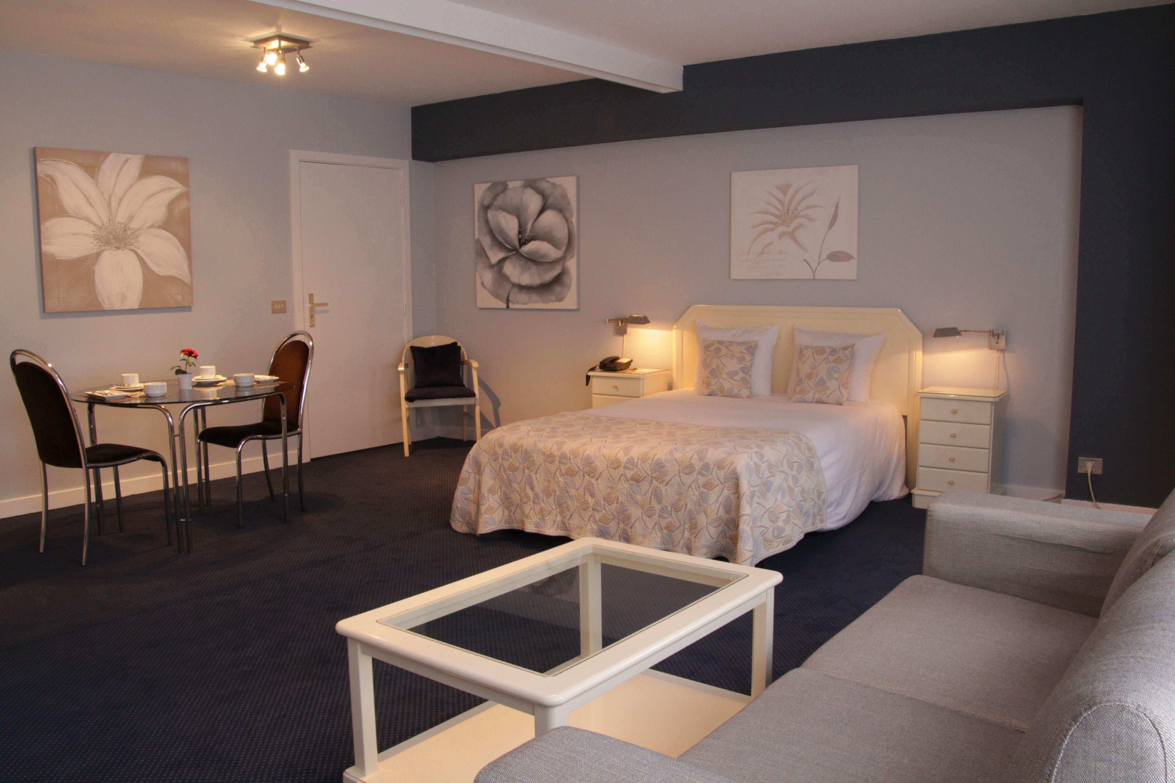 First Euroflat Hotel 4*