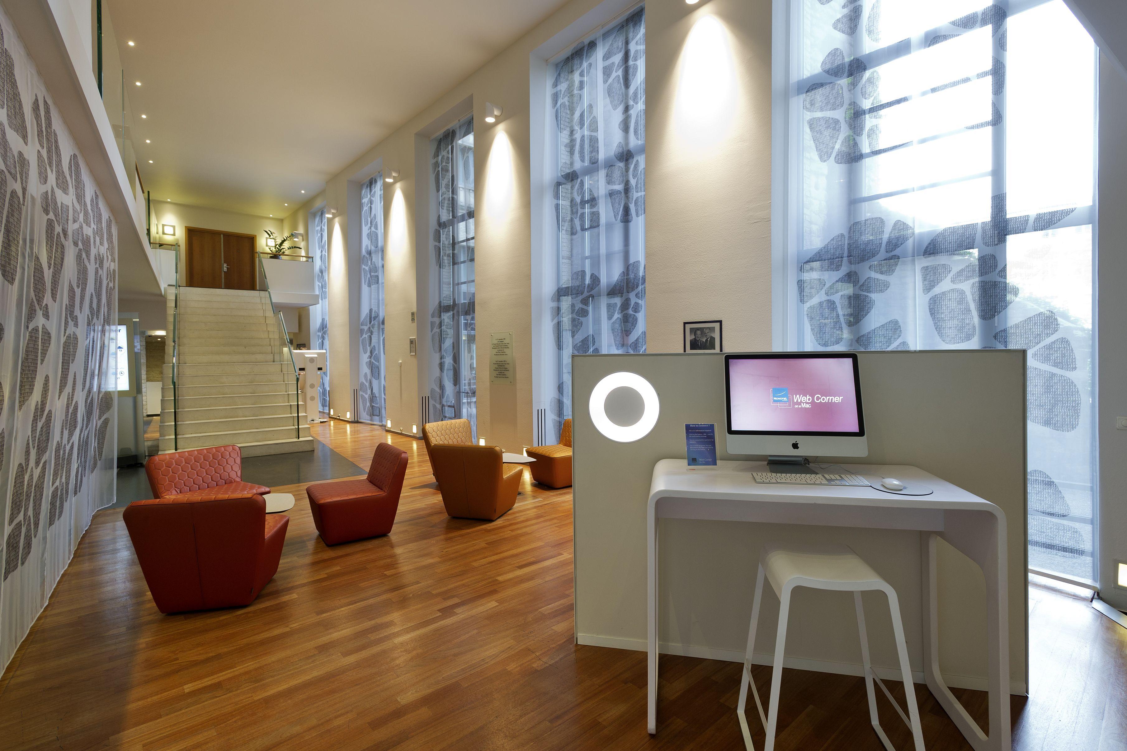 Novotel Centre Hotel 4*
