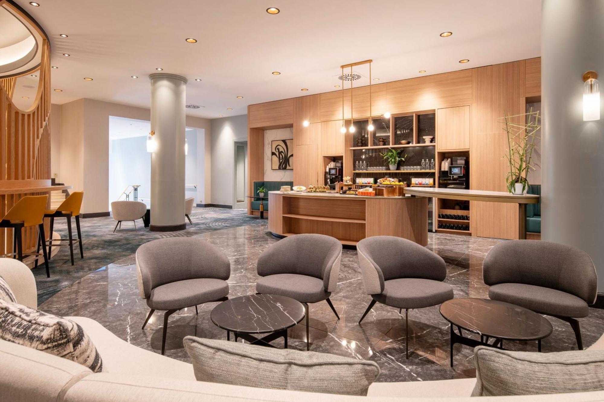 Marriott Grand Place Hotel