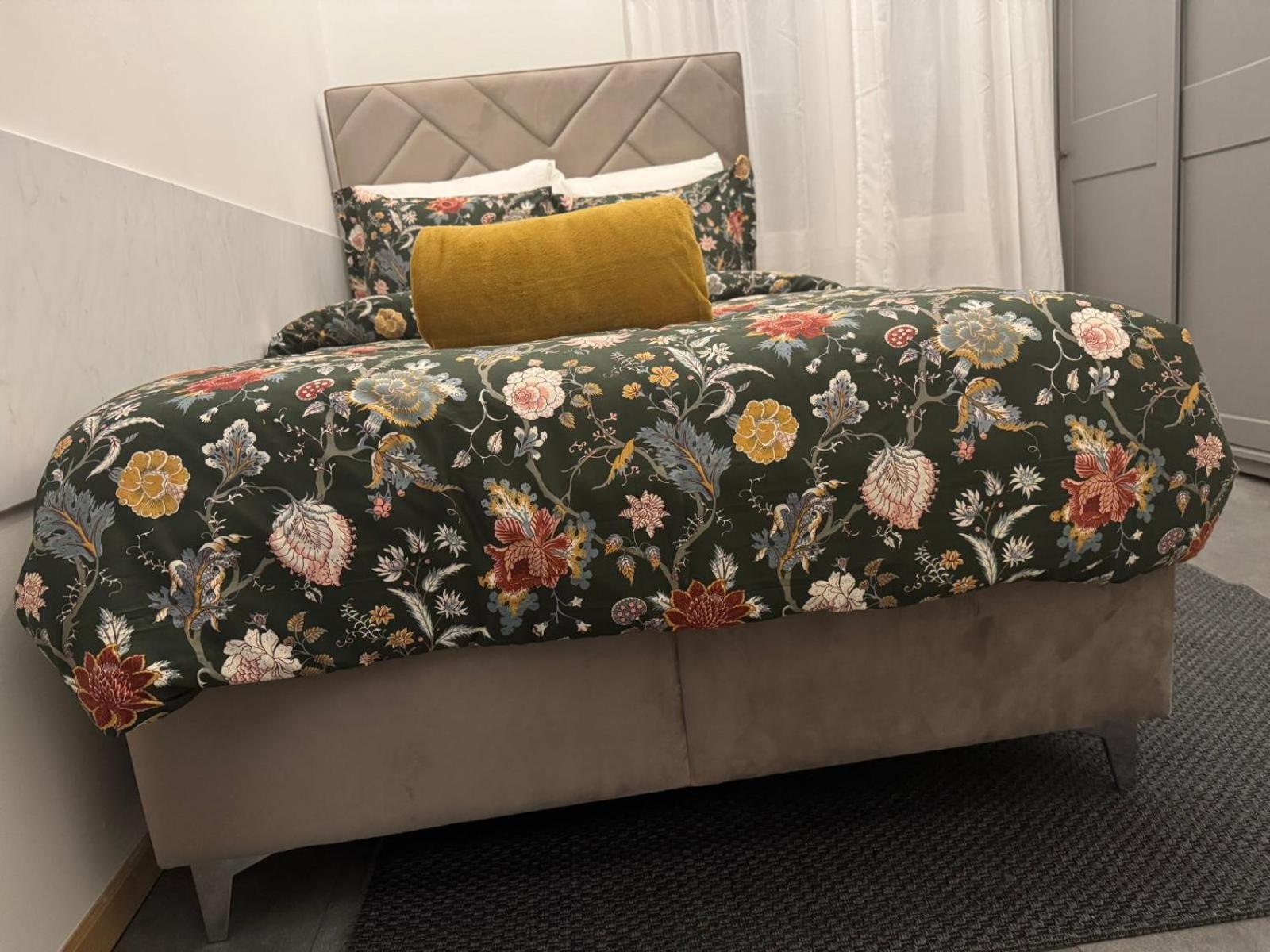 Apartment La Perla Louise Brussels