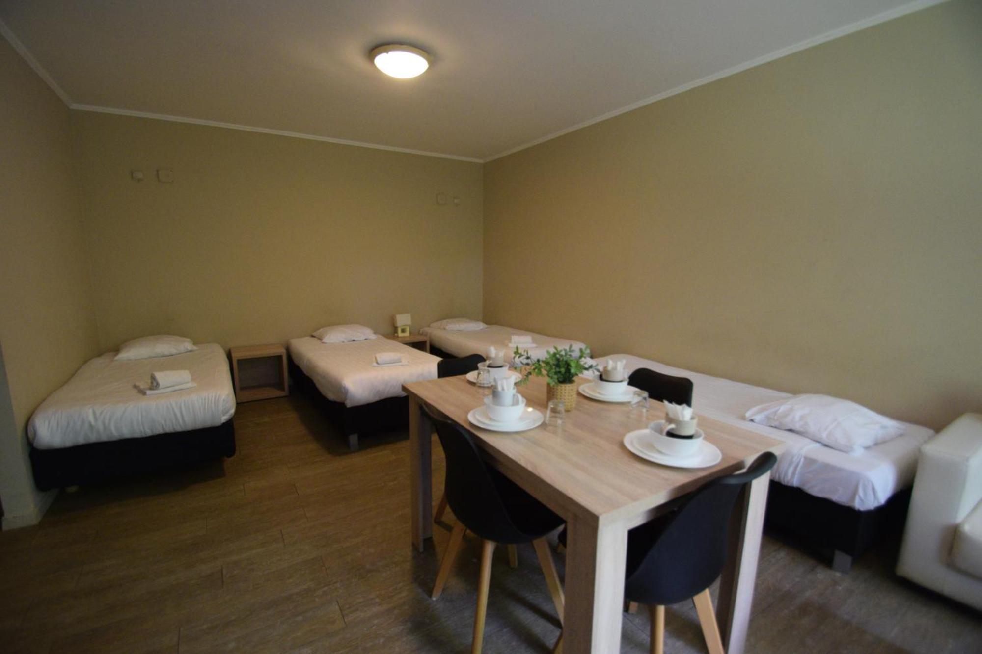 Budget Flats Apartment *