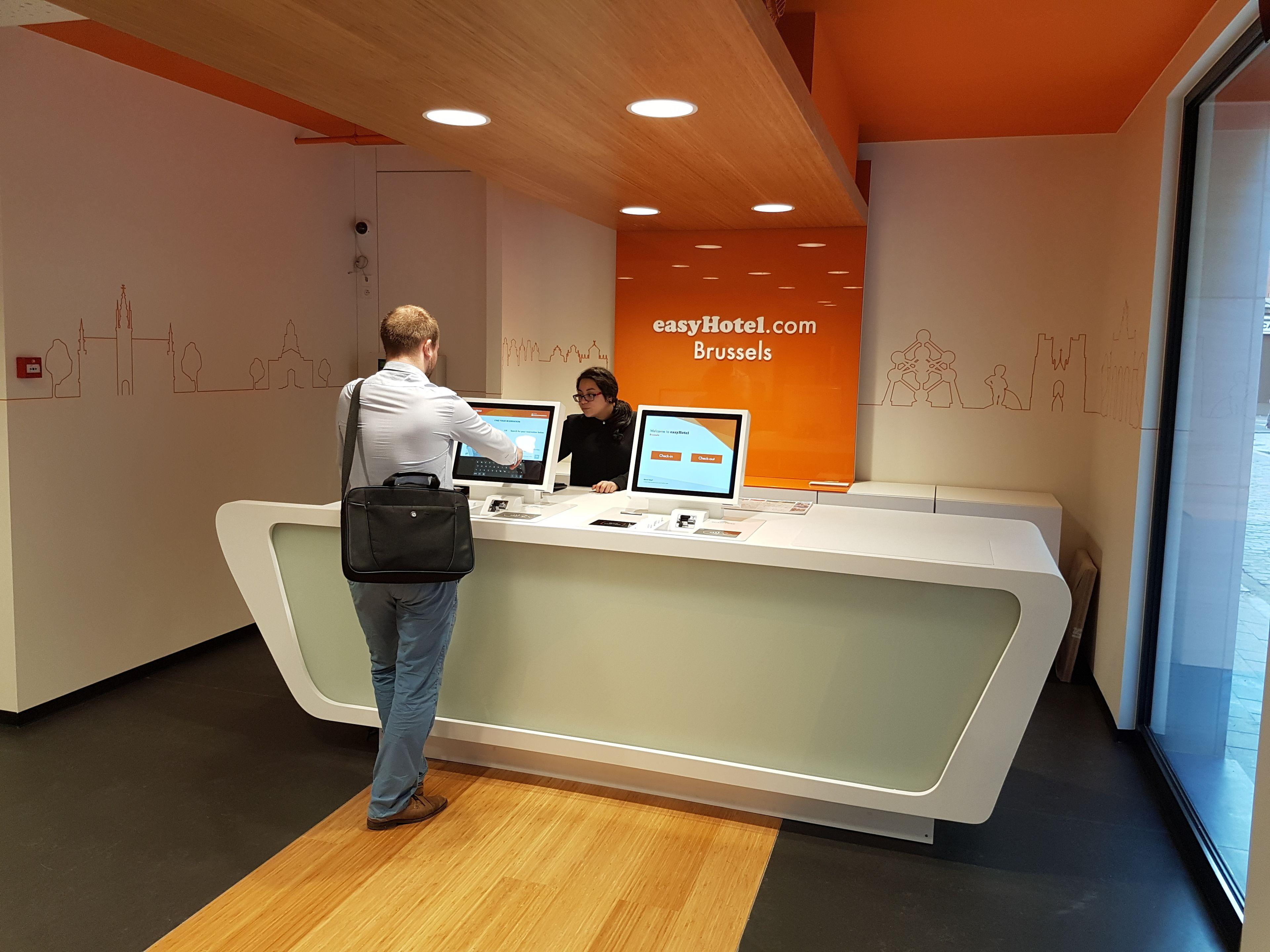 Easyhotel City Centre Hotel 3*