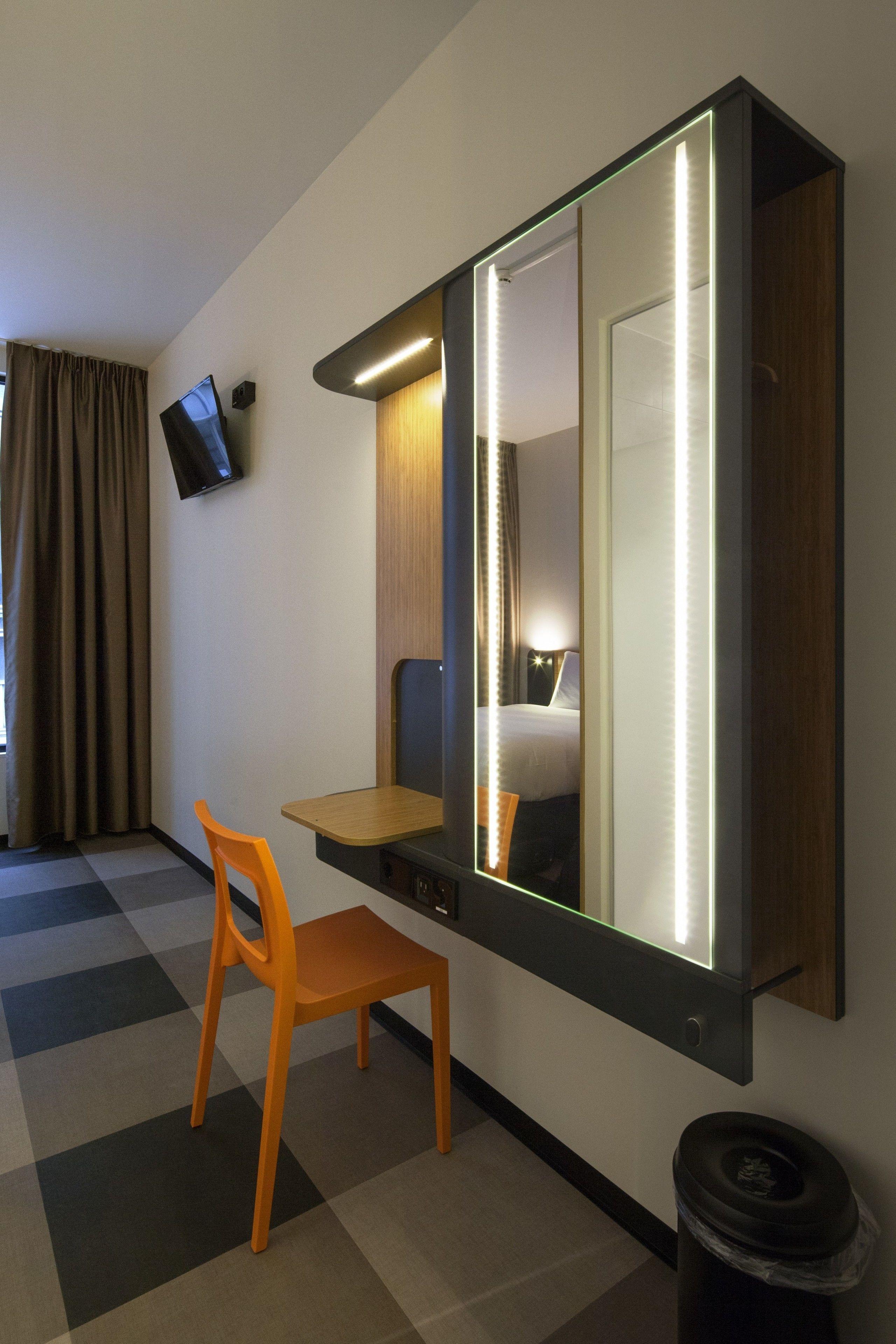 Hotel Easyhotel City Centre 3*