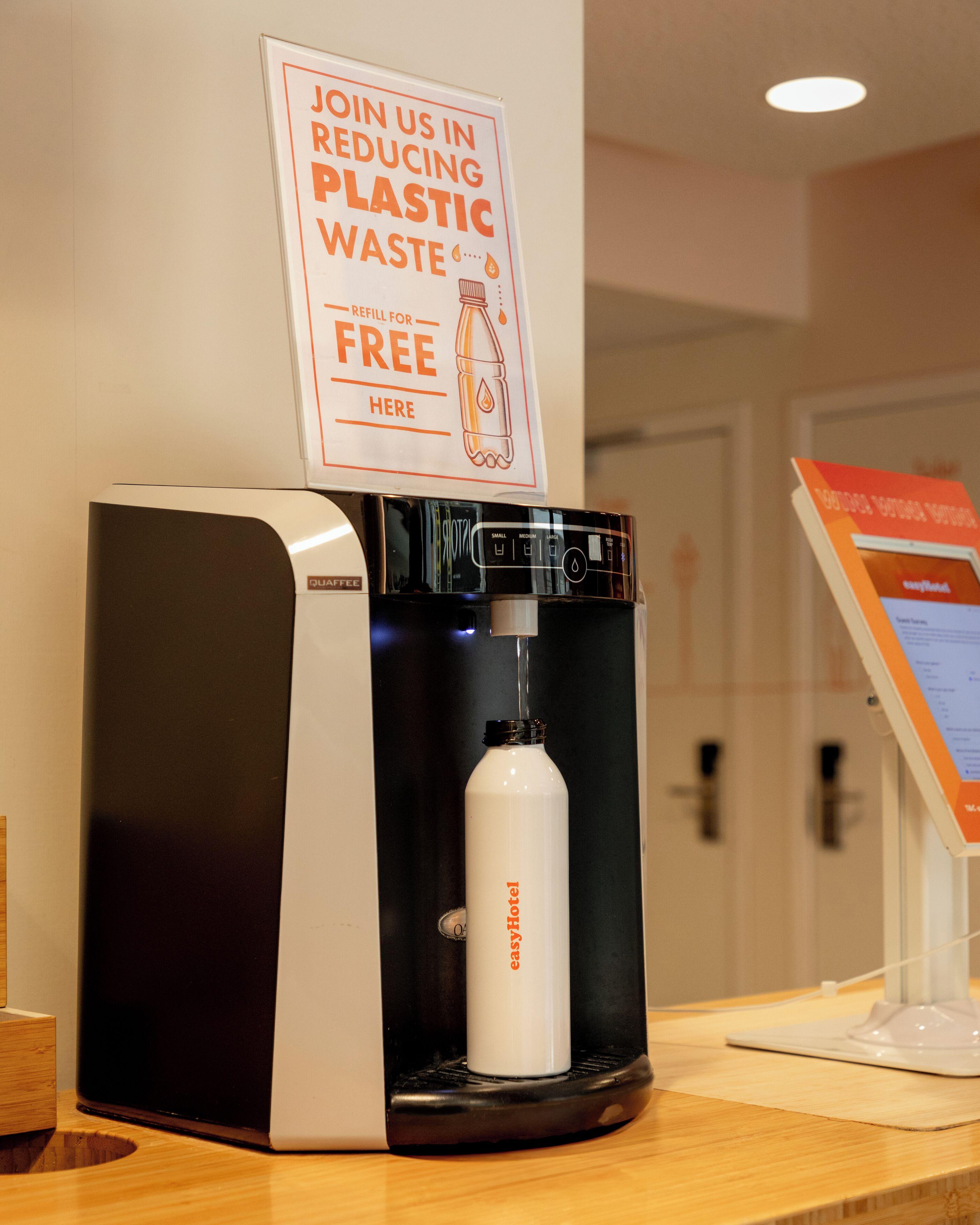 Easyhotel City Centre Hotel 3*