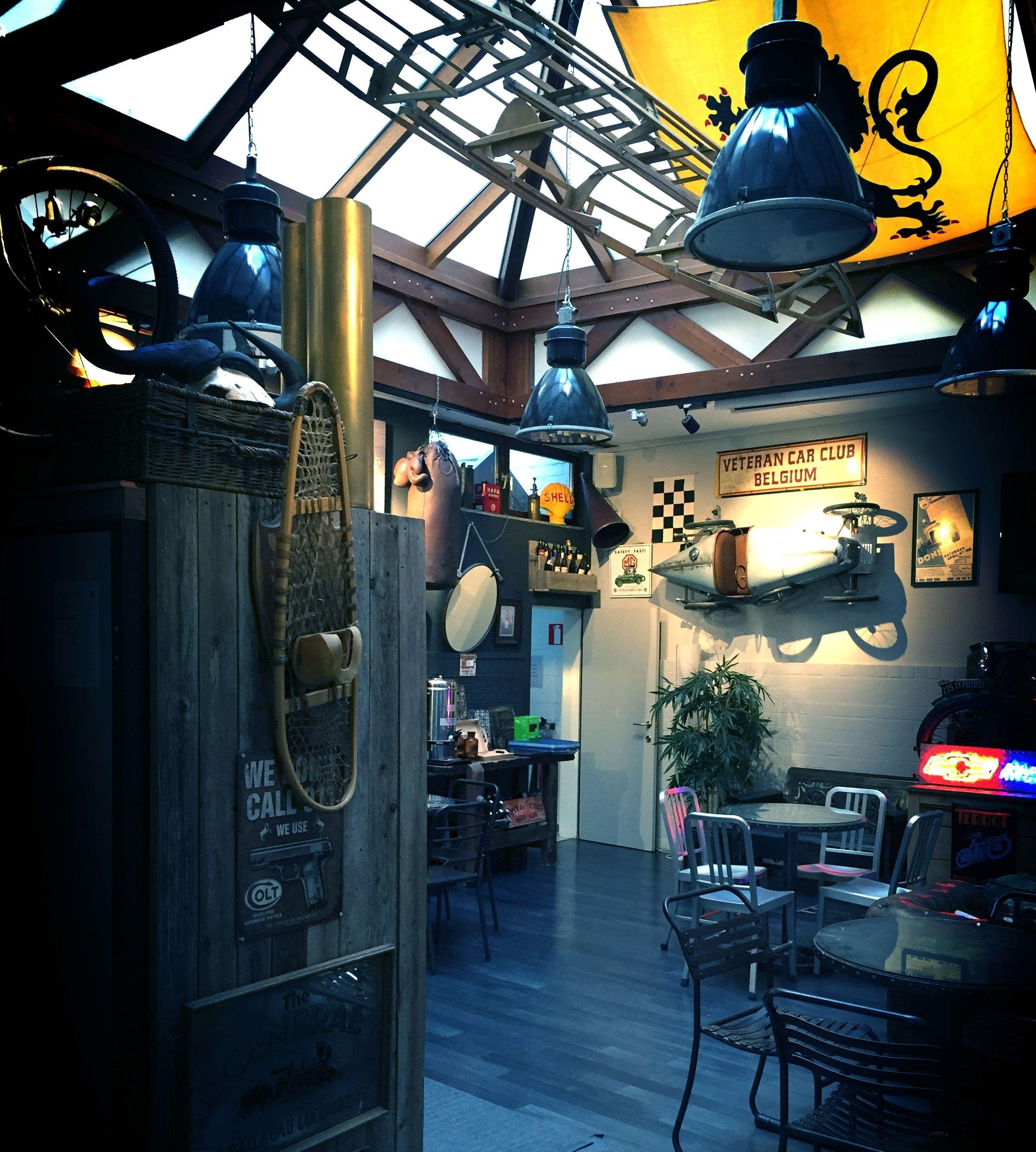 The Legacy By 2go4 Center Hostel *