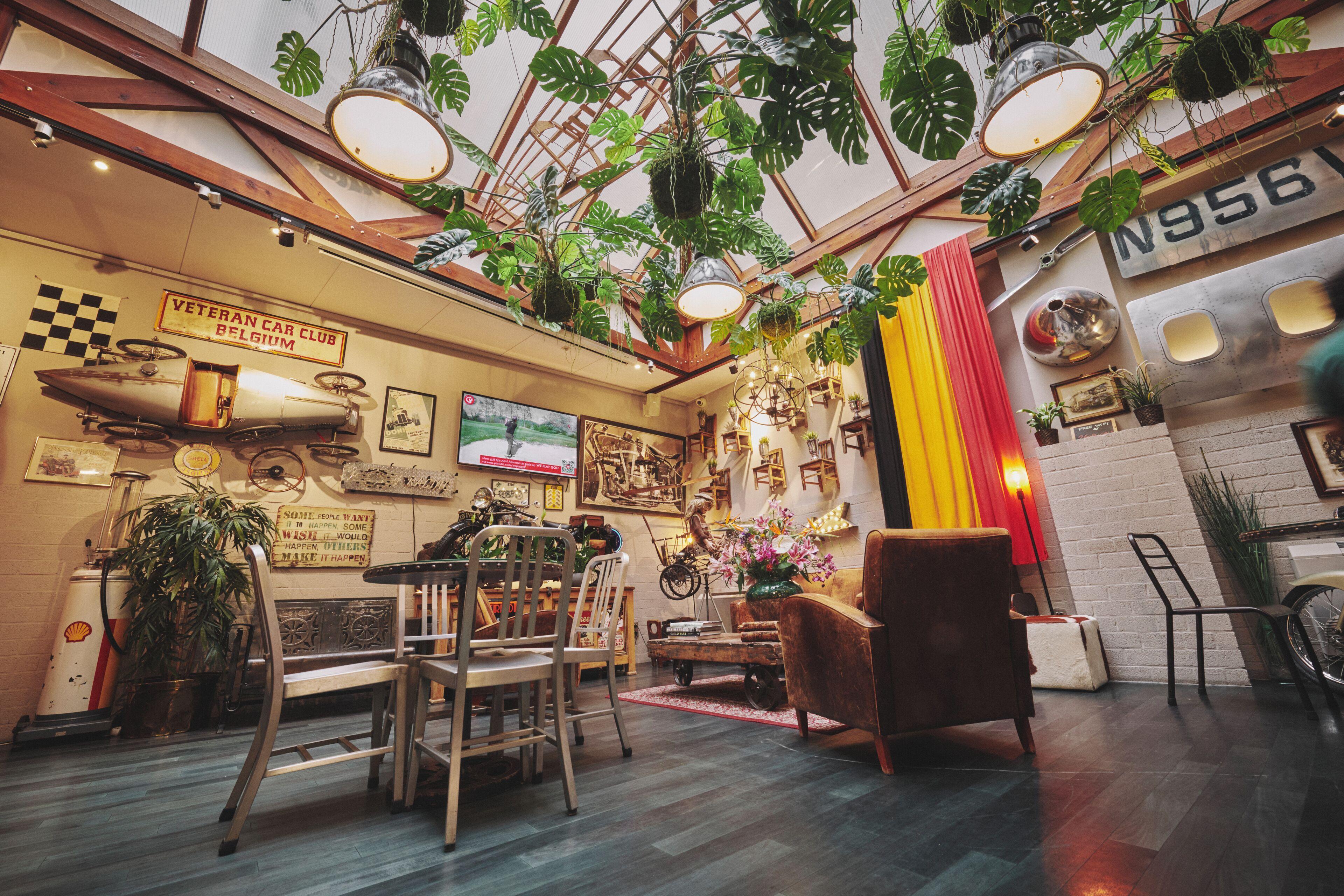 The Legacy By 2go4 Center Hostel *