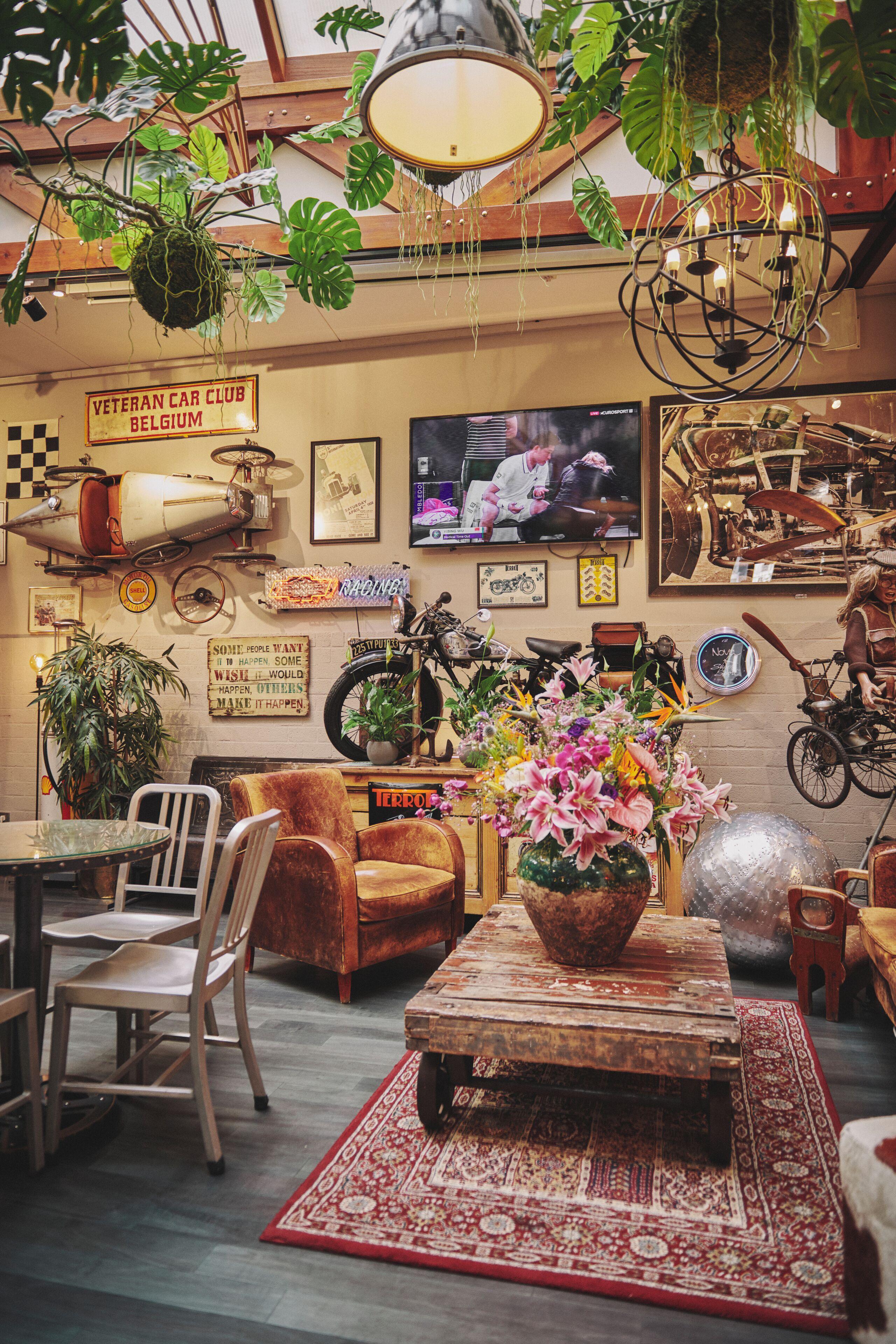 Hostel The Legacy By 2go4 Center *