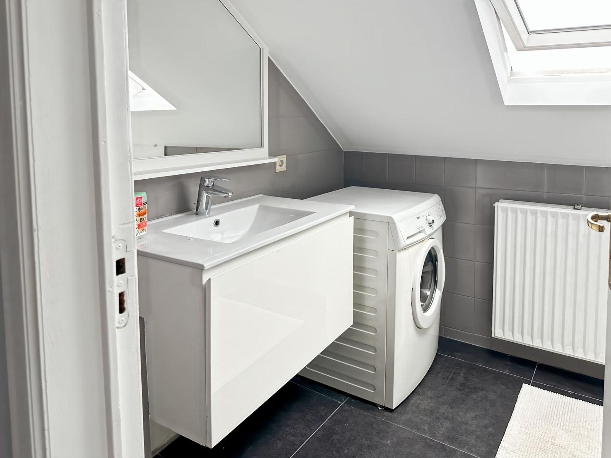 Charming Entire In Saint-gilles, * Brussels