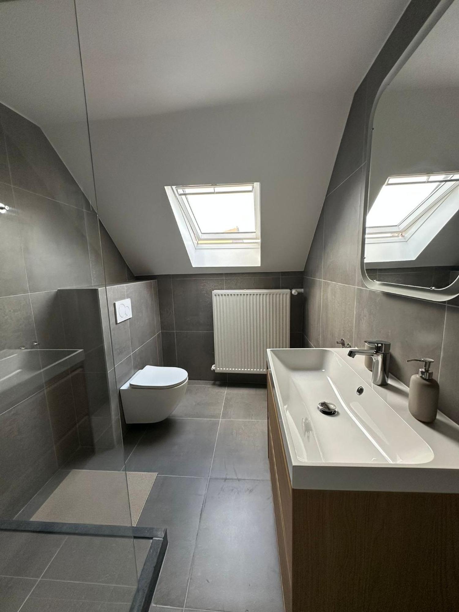 Apartment 5- Nid Lumineux 2 Au Plein Coeur D'ixelles Brussels