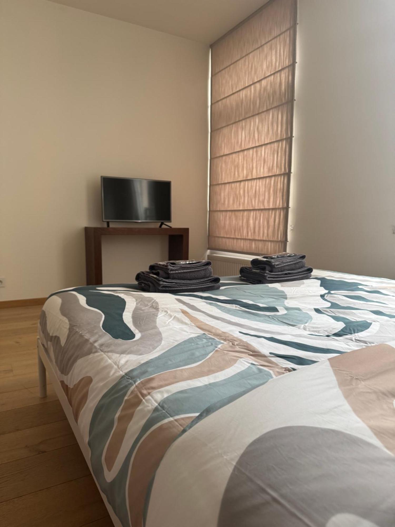 The 9th Street Apartment *