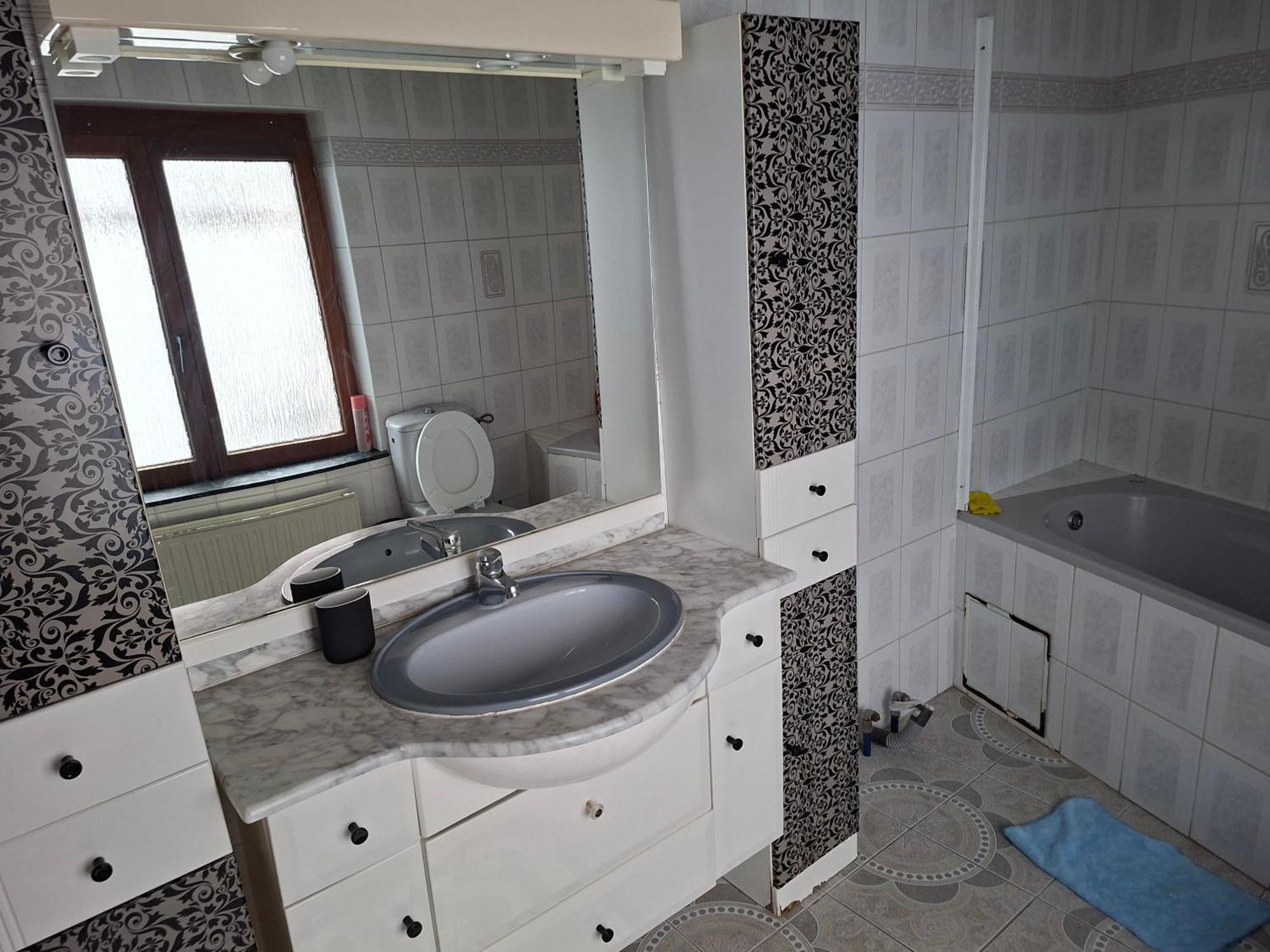 Et Dans Un Immeuble * Brussels