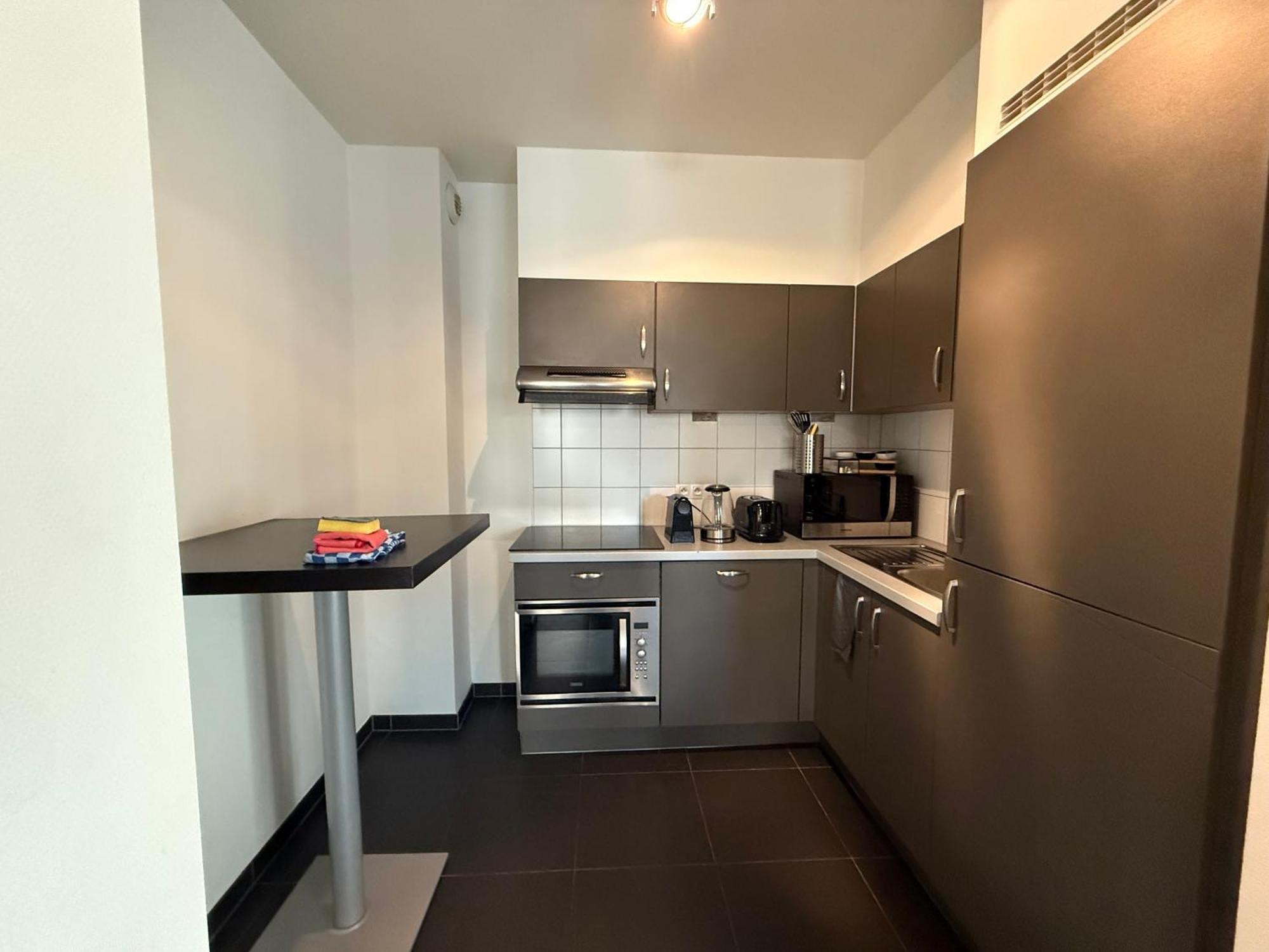 Stunning With 2 Bedrooms - Sleeps 6 Brussels