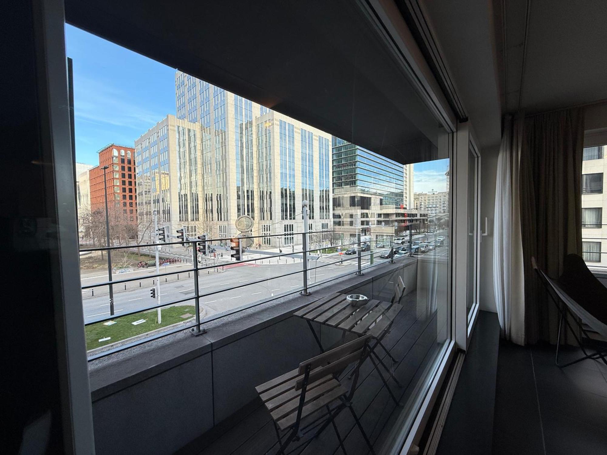 Stunning With 2 Bedrooms - Sleeps 6