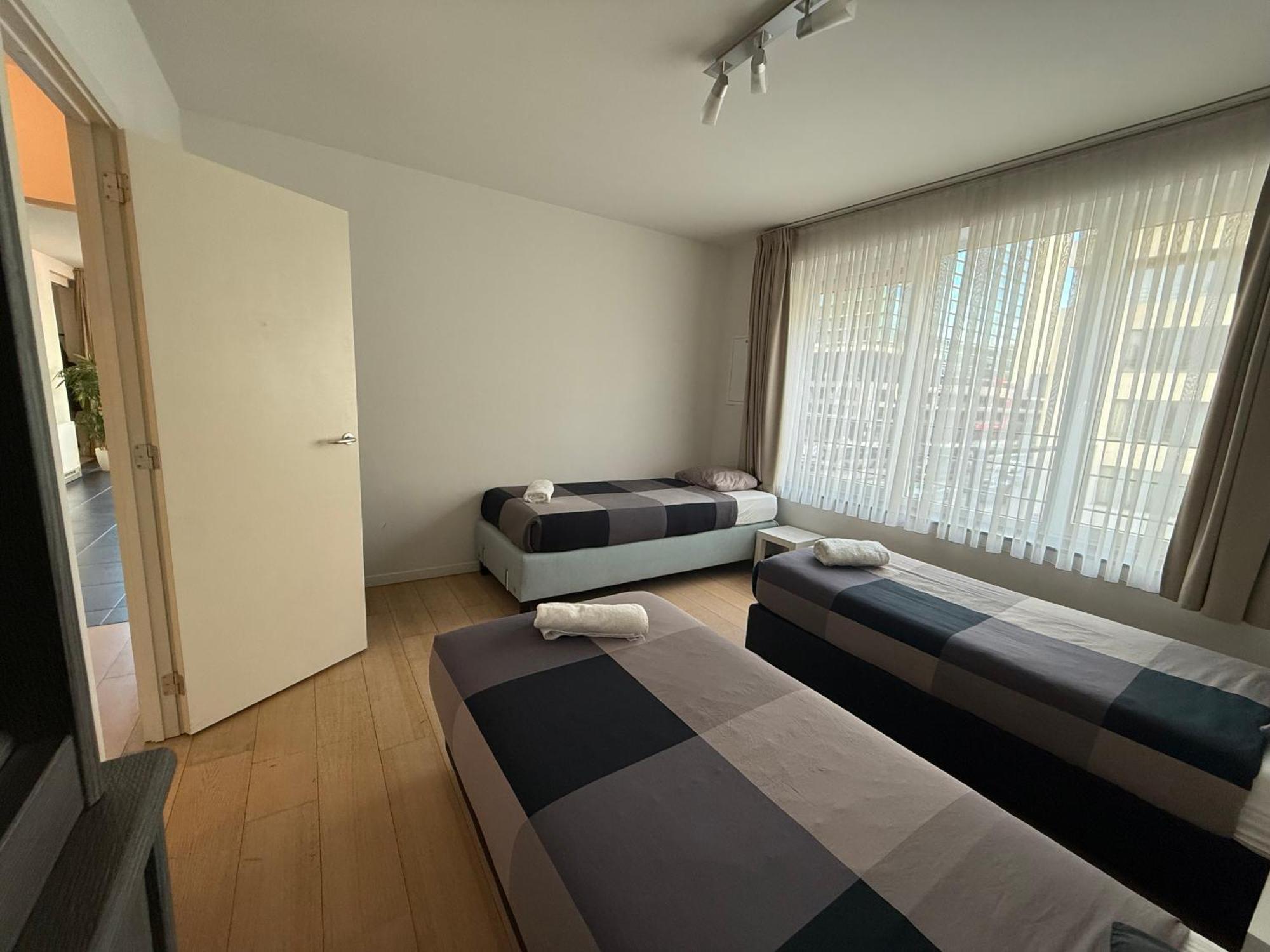 Stunning With 2 Bedrooms - Sleeps 6 Apartment *