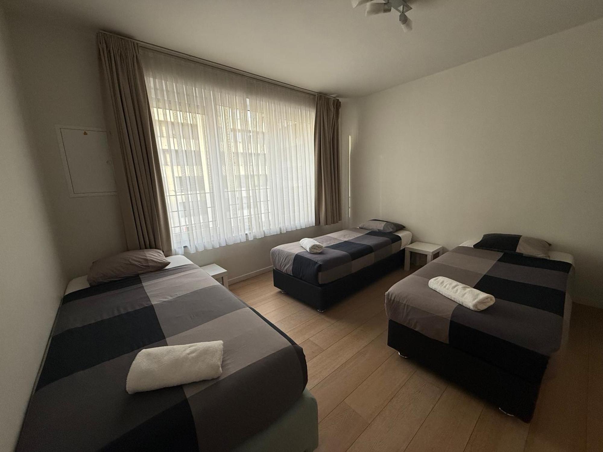 Stunning With 2 Bedrooms - Sleeps 6