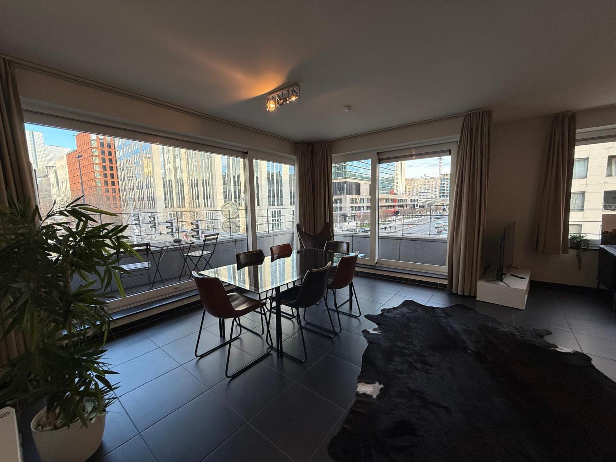 Stunning With 2 Bedrooms - Sleeps 6 Apartment